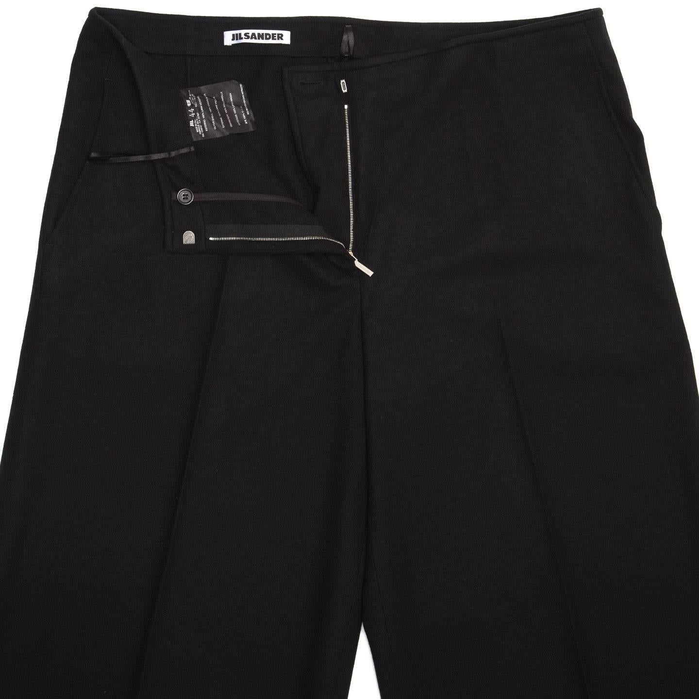 Jil Sander Black Wool Cropped Trousers For Sale 2