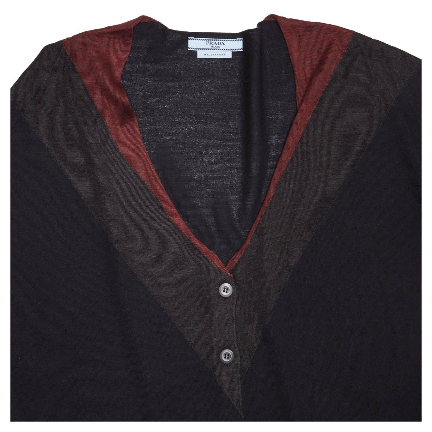 Women's Prada Midnight Blue Red & Grey Cardigan For Sale