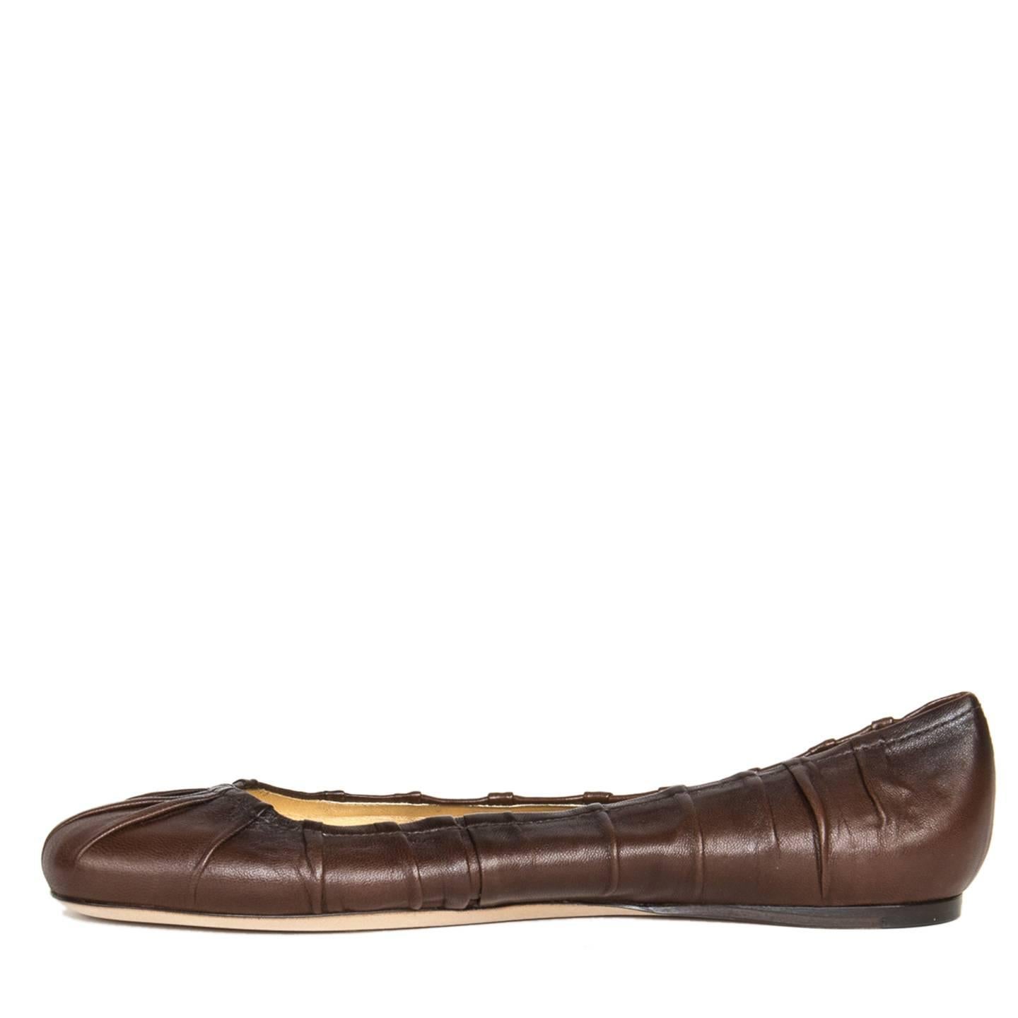 Prada Brown Leather Ballet Shoes In New Condition For Sale In Brooklyn, NY