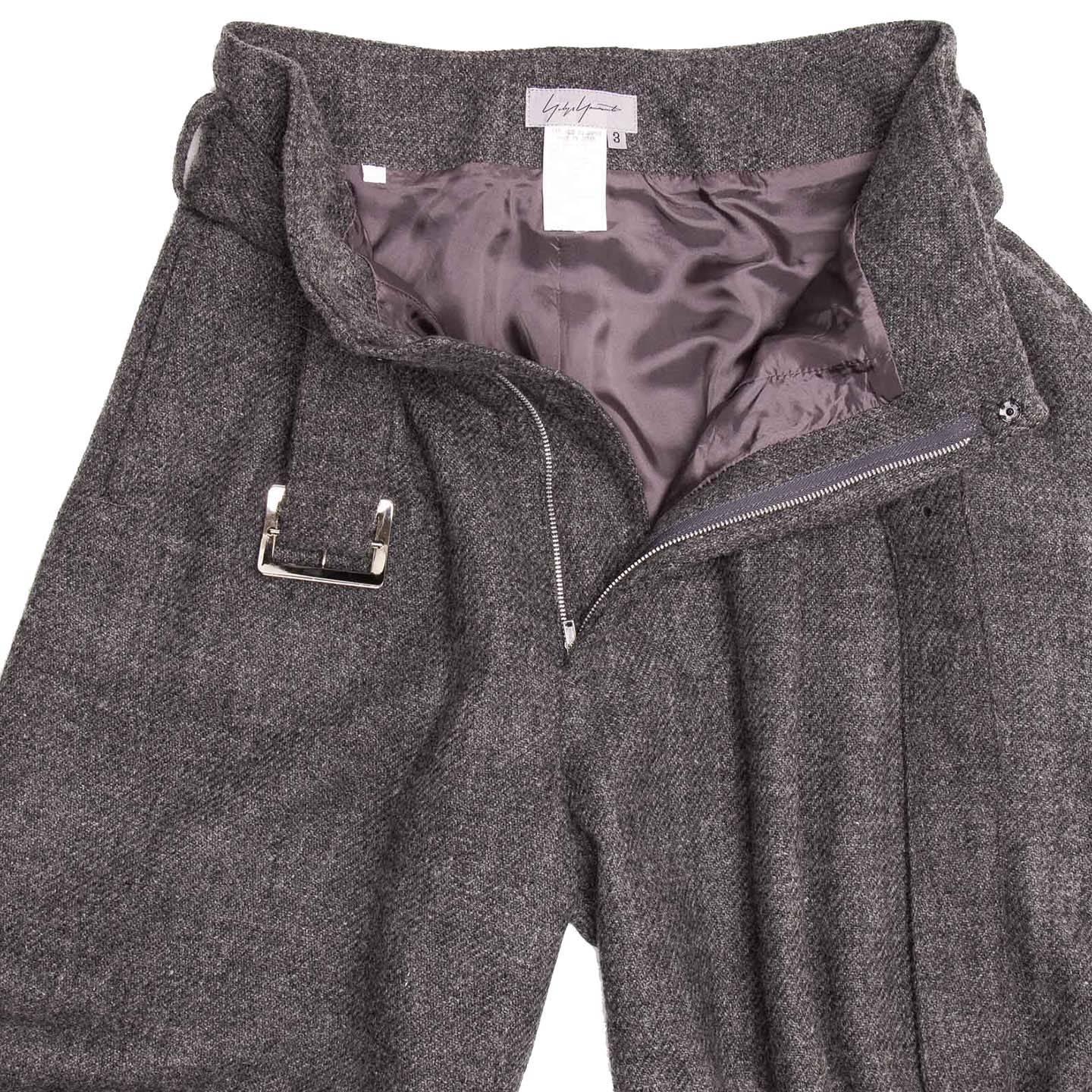 Yohji Yamamoto Grey Wool Wide Legged Pants In New Condition For Sale In Brooklyn, NY