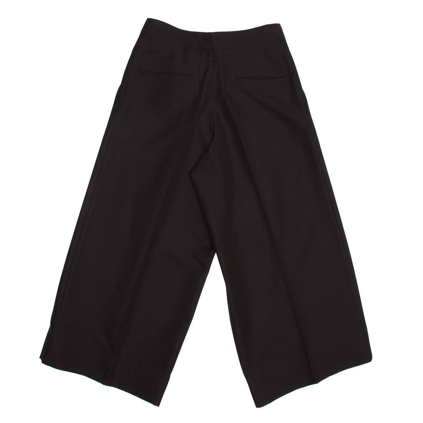 Yohji Yamamoto Black Baggy Wide Legged Pants In Excellent Condition In Brooklyn, NY