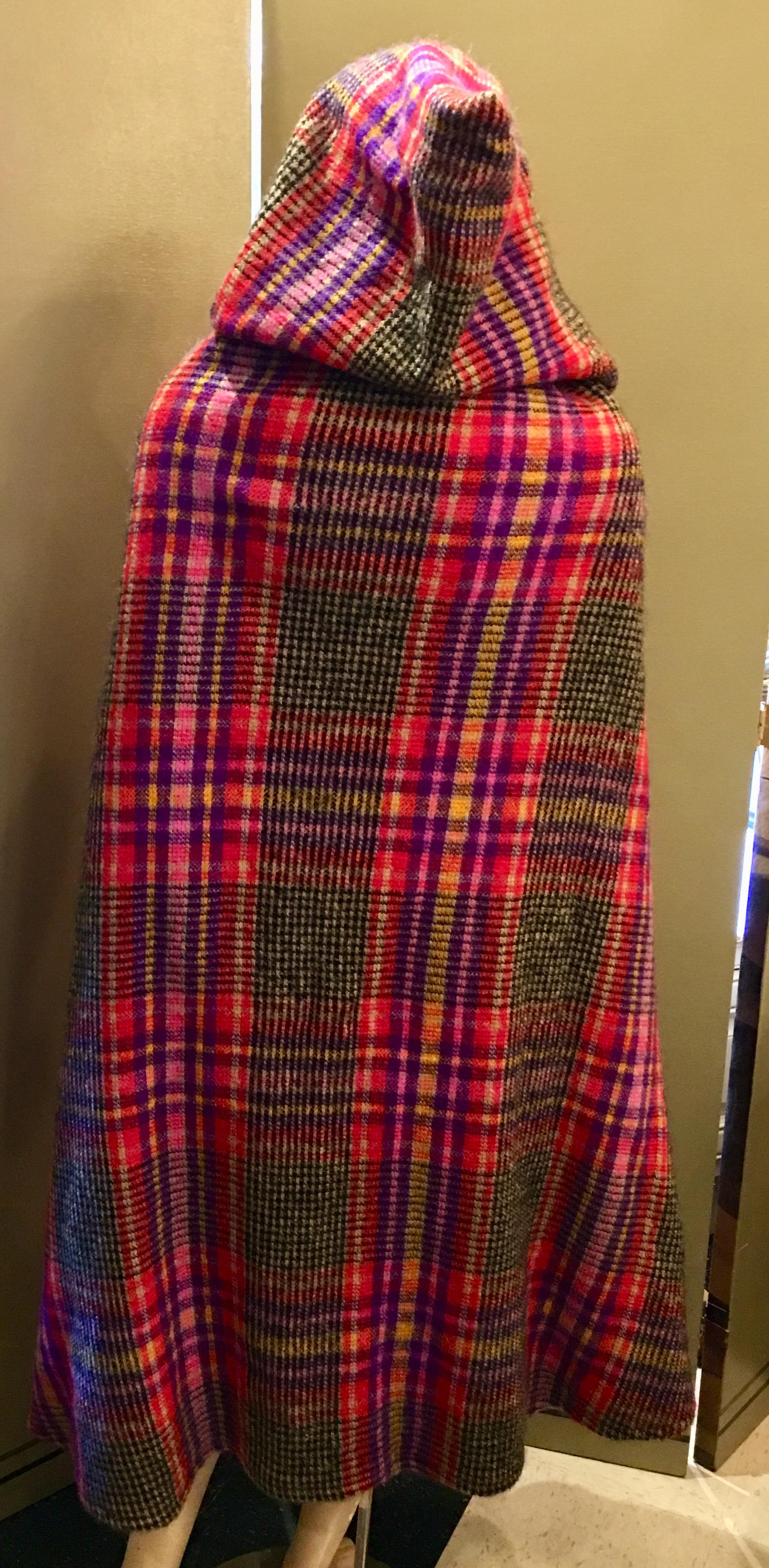 Couture Missoni Plaid Knitted Hooded Wool Cape Cloak with Orange Label In Excellent Condition For Sale In Tustin, CA