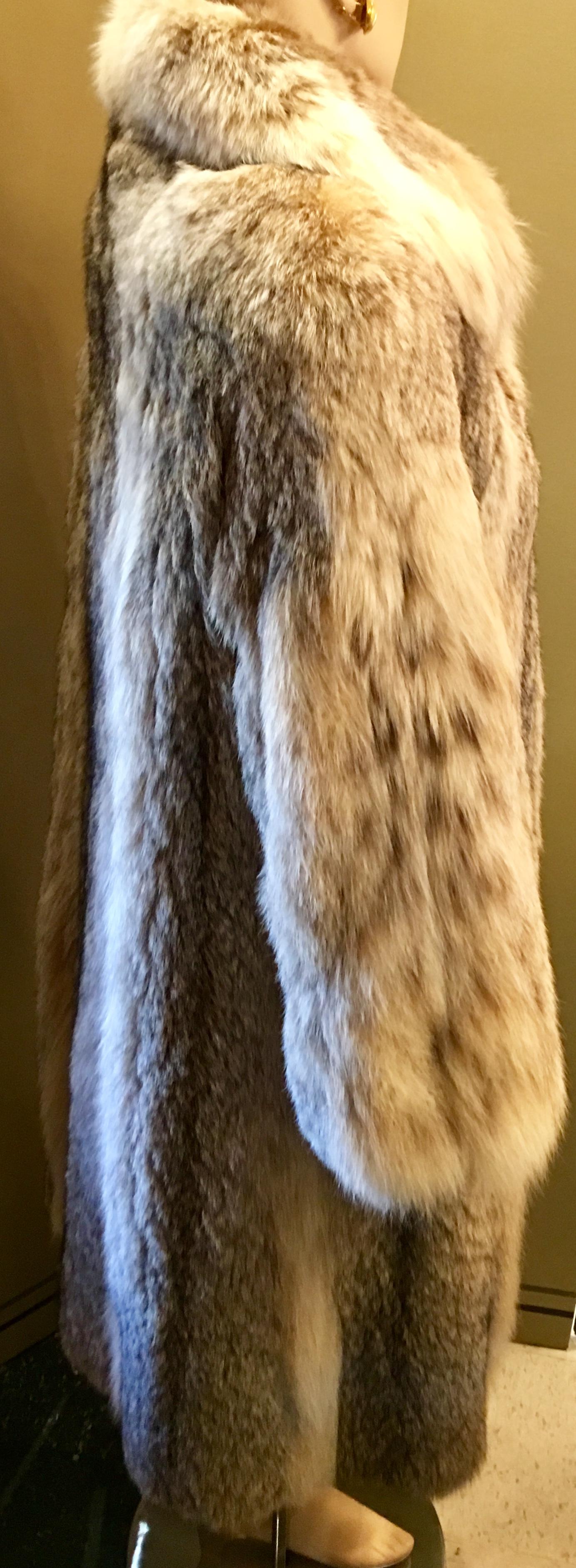 Women's Sumptuous Siberian Lynx Fur Coat by Revillion Paris New York Full Length