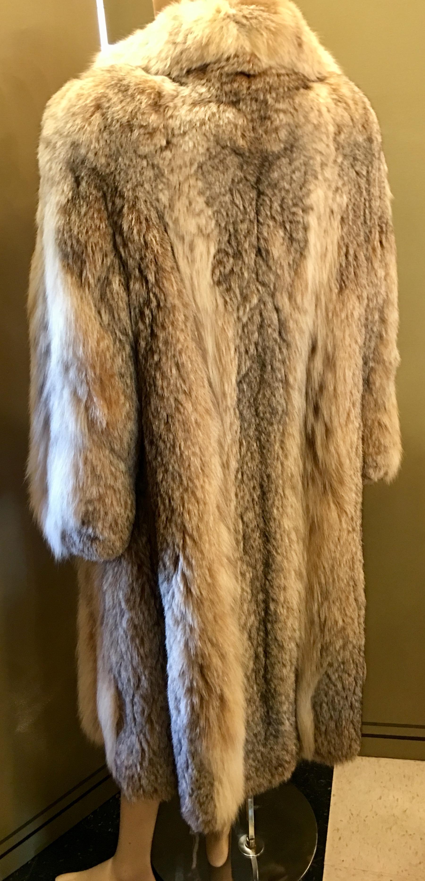 Sumptuous Siberian Lynx Fur Coat by Revillion Paris New York Full Length 4