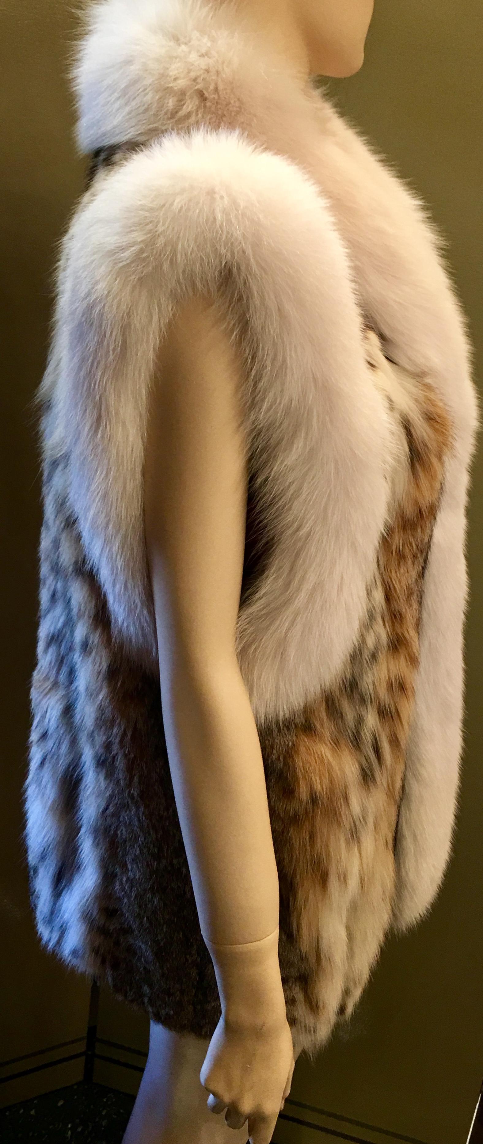 Brown All Year Round Luxurious Spotted Lynx and White Fox Fur Trim Sleeveless Vest  