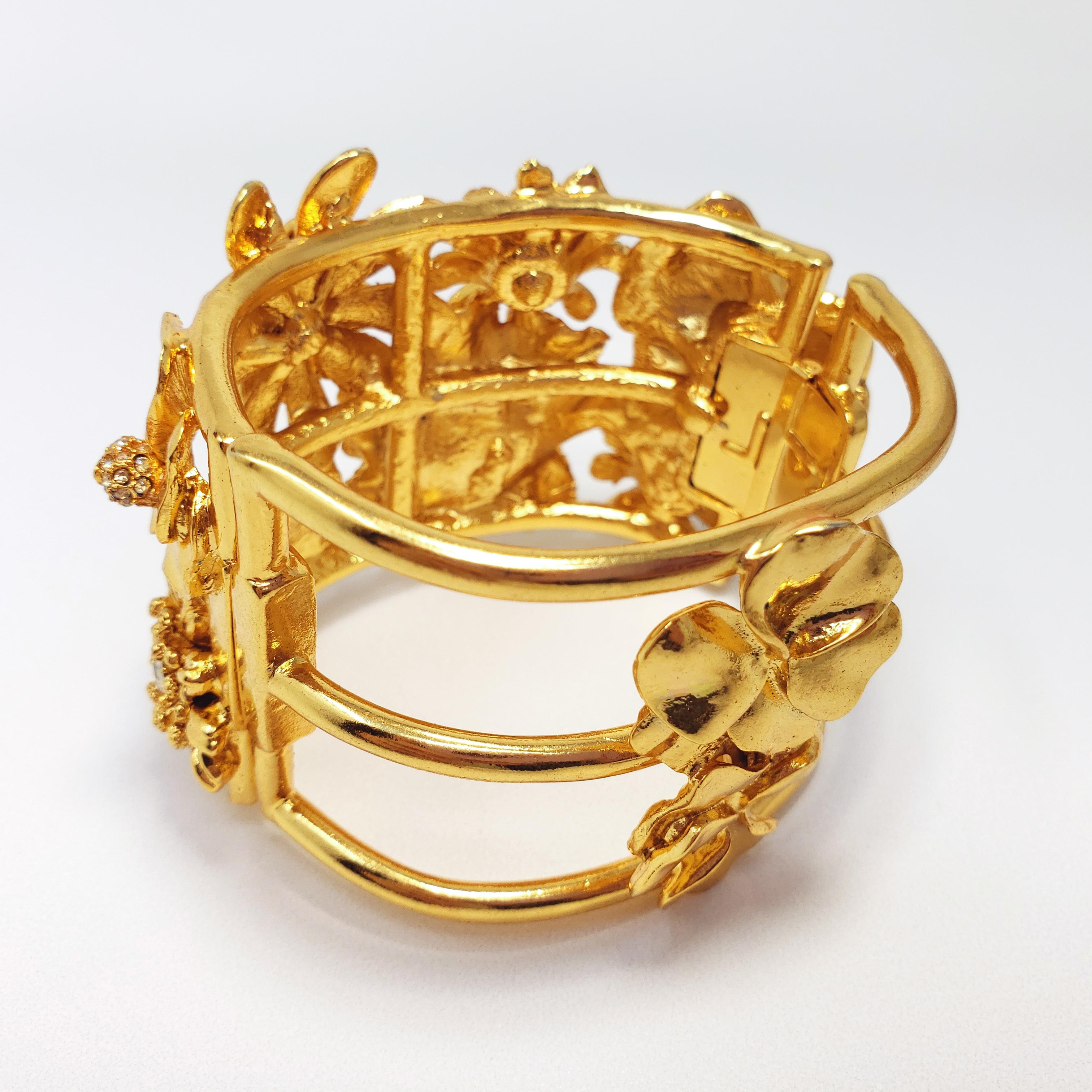 Women's Oscar de la Renta Gold Bold Flower Statement Bracelet w Clear Crystals 2