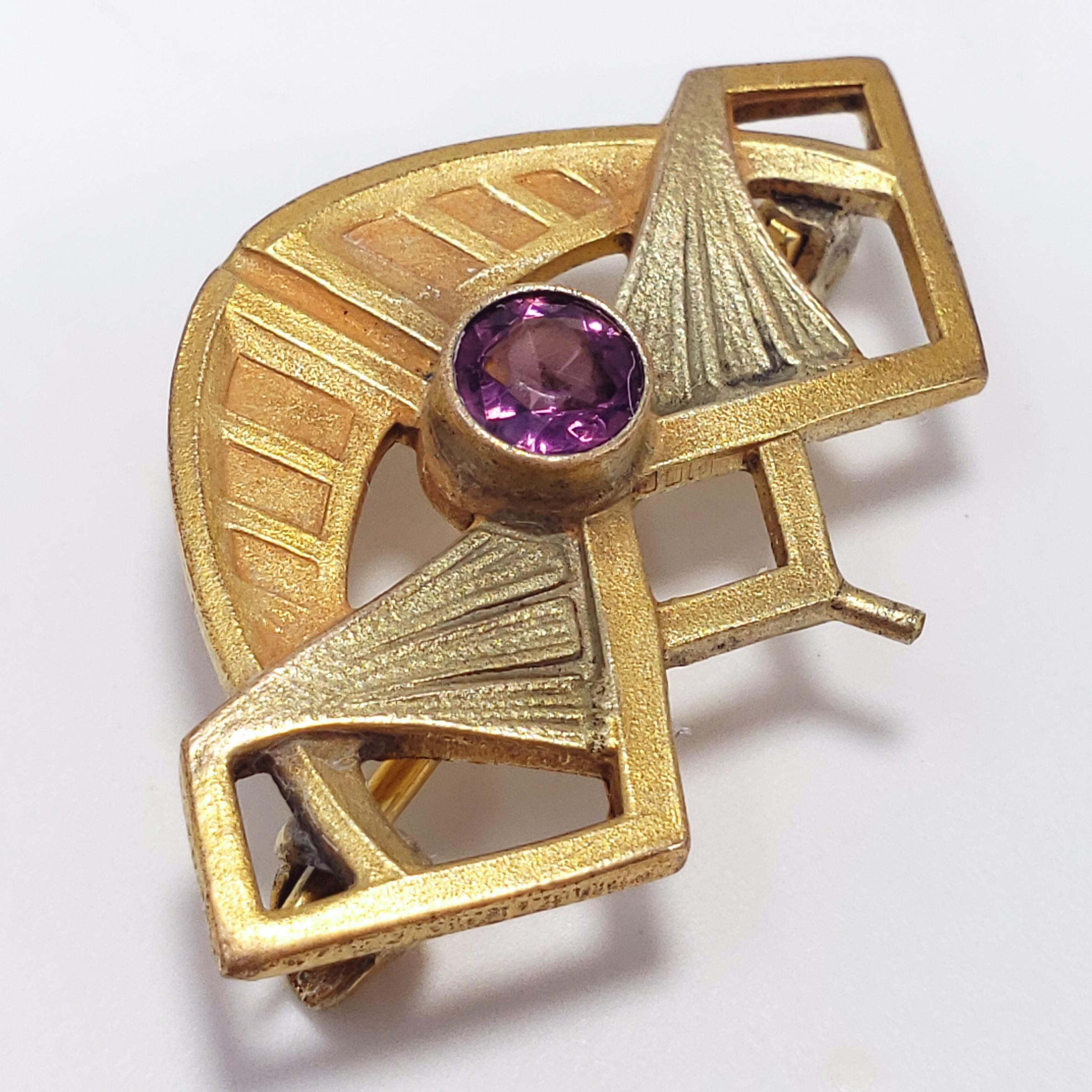 Art Deco Geometrical Pendant/Brooch/Pin with Amethyst Crystal in Brass, 1910 In Good Condition In Milford, DE