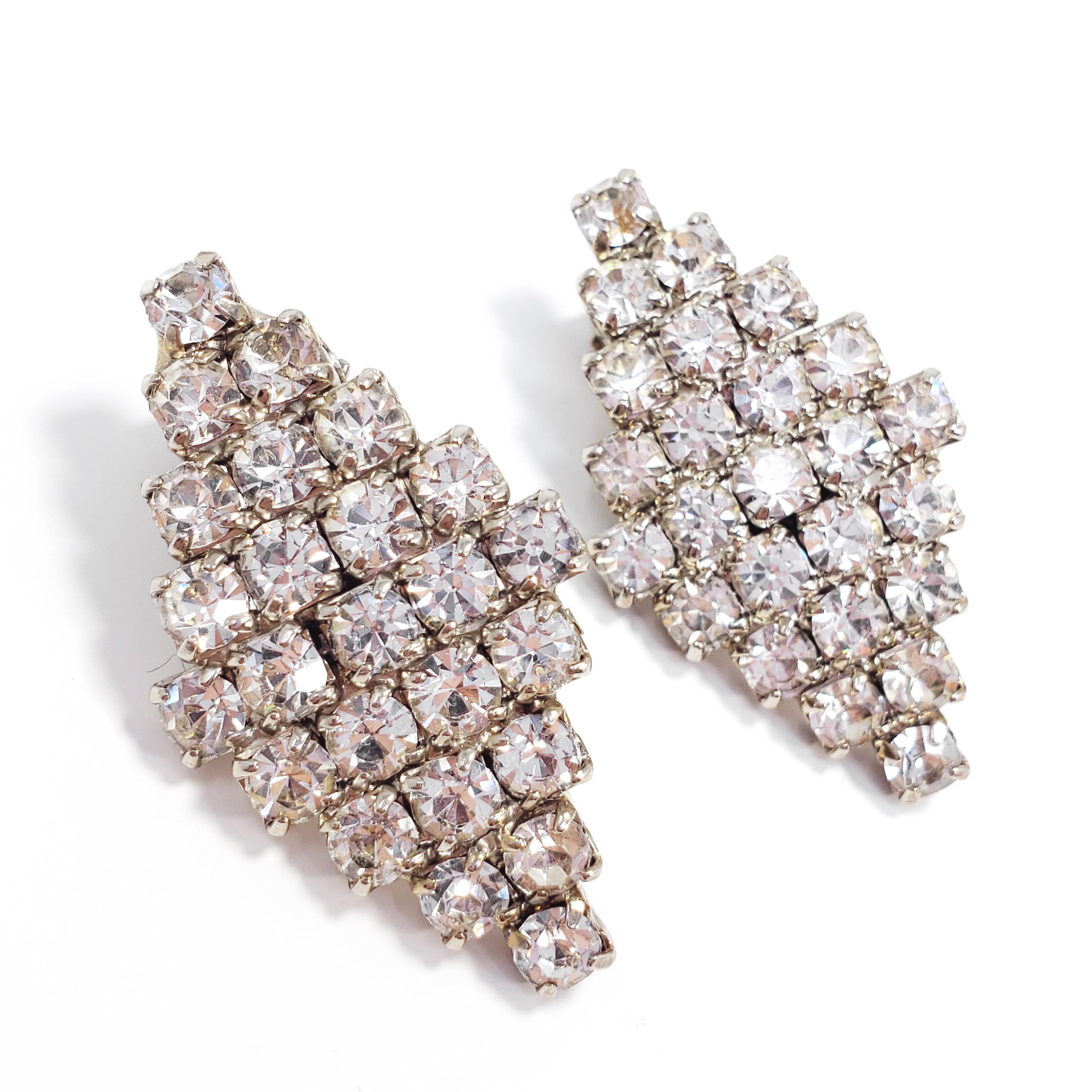 Art Deco Demi Parure Pave Clear Crystal Geometric Clip On Earrings and Bracelet For Sale 3