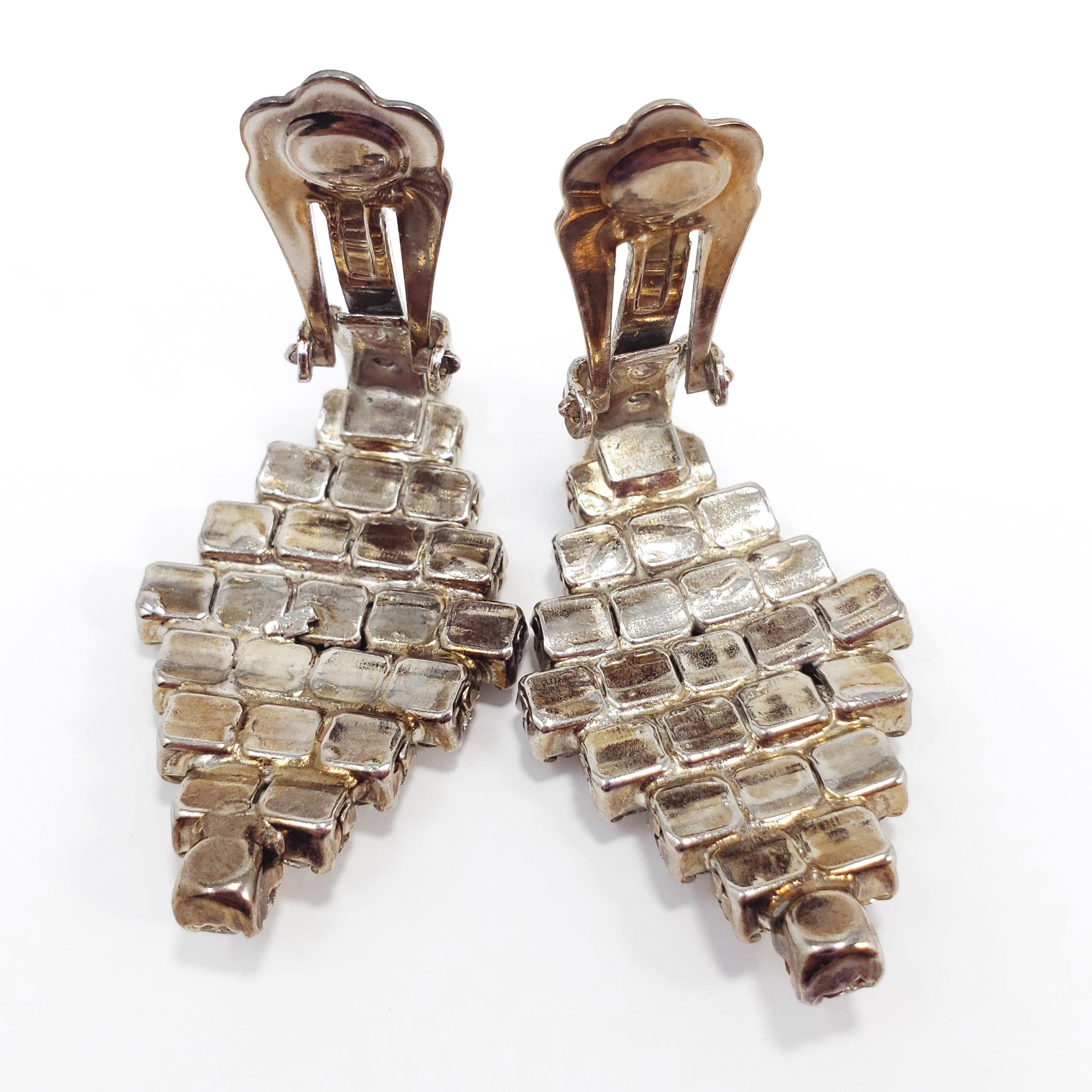 Art Deco Demi Parure Pave Clear Crystal Geometric Clip On Earrings and Bracelet en vente 5