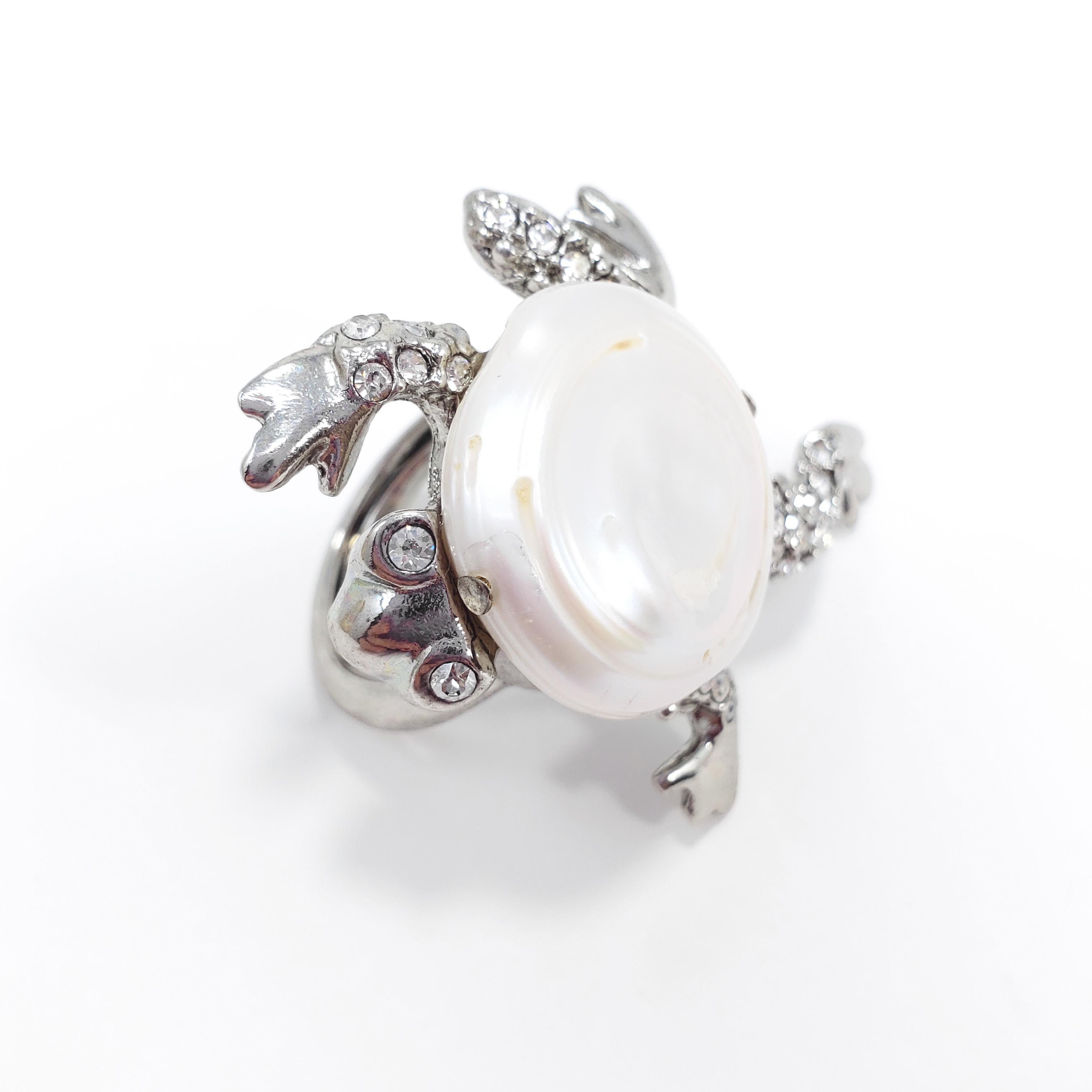 Oscar de la Renta Mother of Pearl, Pave Crystal, Rhodium Plated Frog Ring In New Condition In Milford, DE