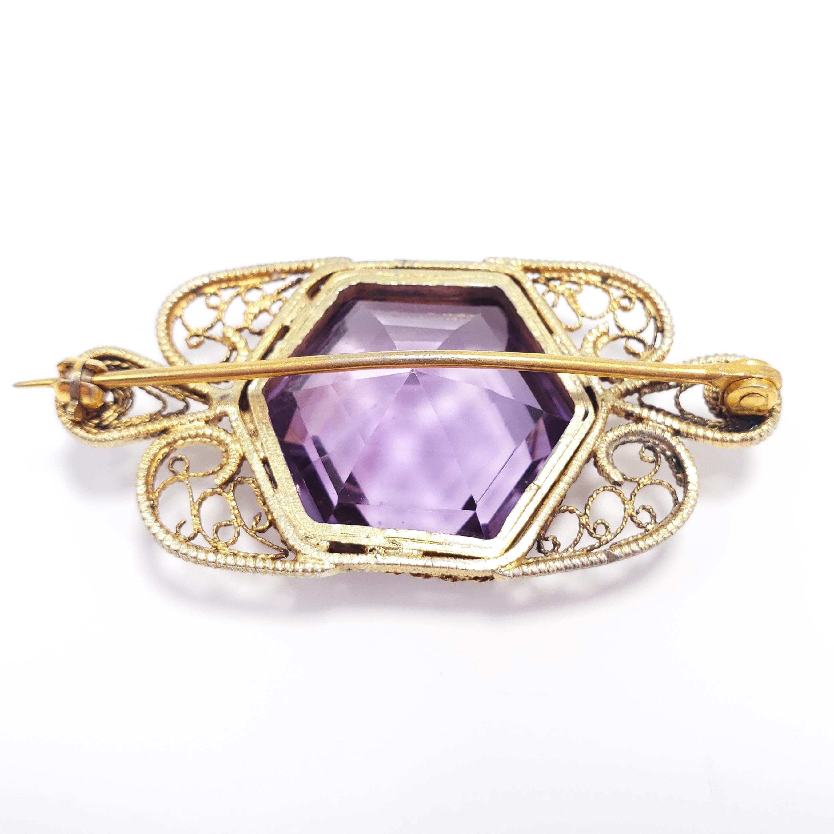 Victorian Art Nouveau Amethyst Pin Brooch in Vermeil Filigree Setting, 1920s  In Excellent Condition For Sale In Milford, DE