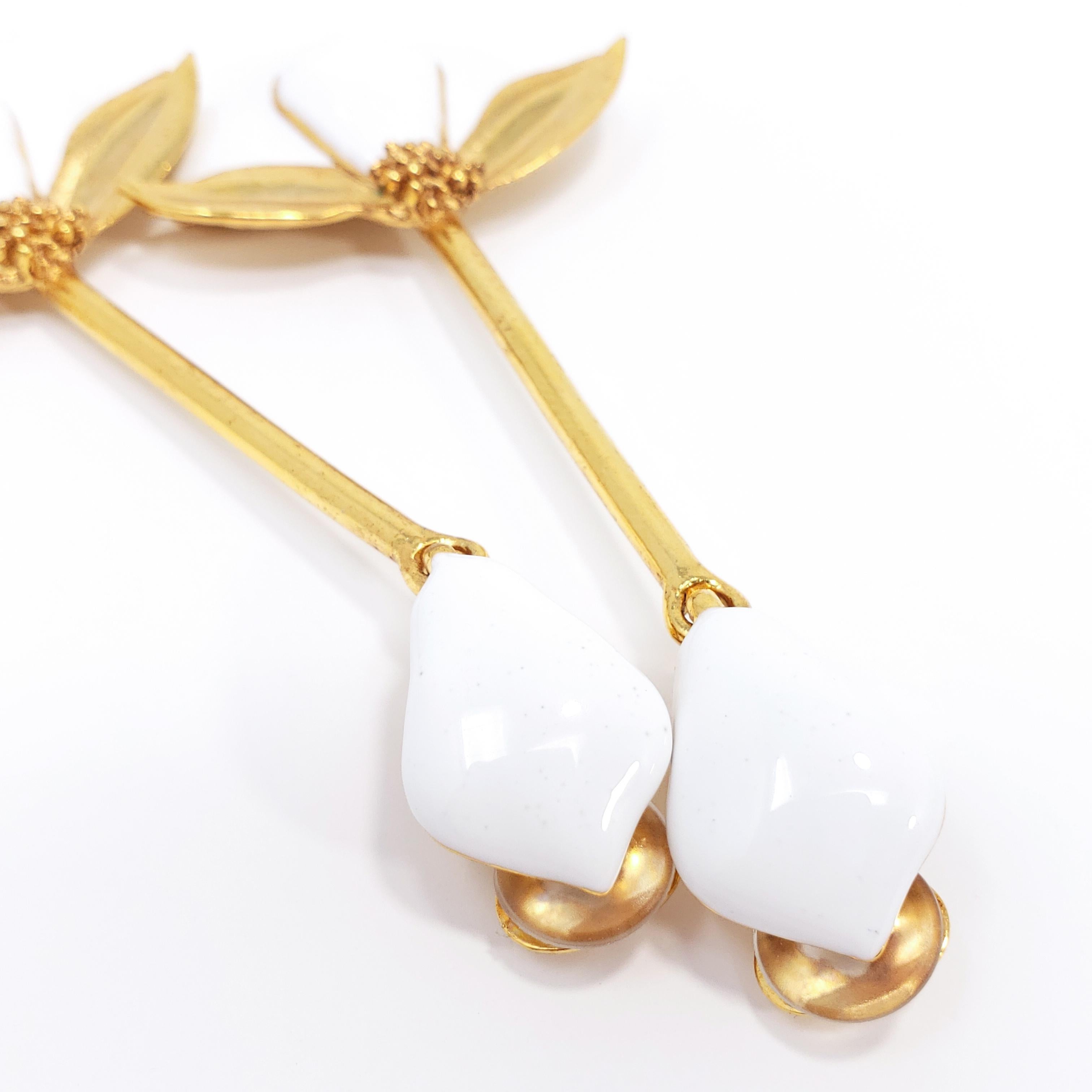 Women's Oscar de la Renta Long Dangling White Enamel Golden Flower Fashion Drop Earrings