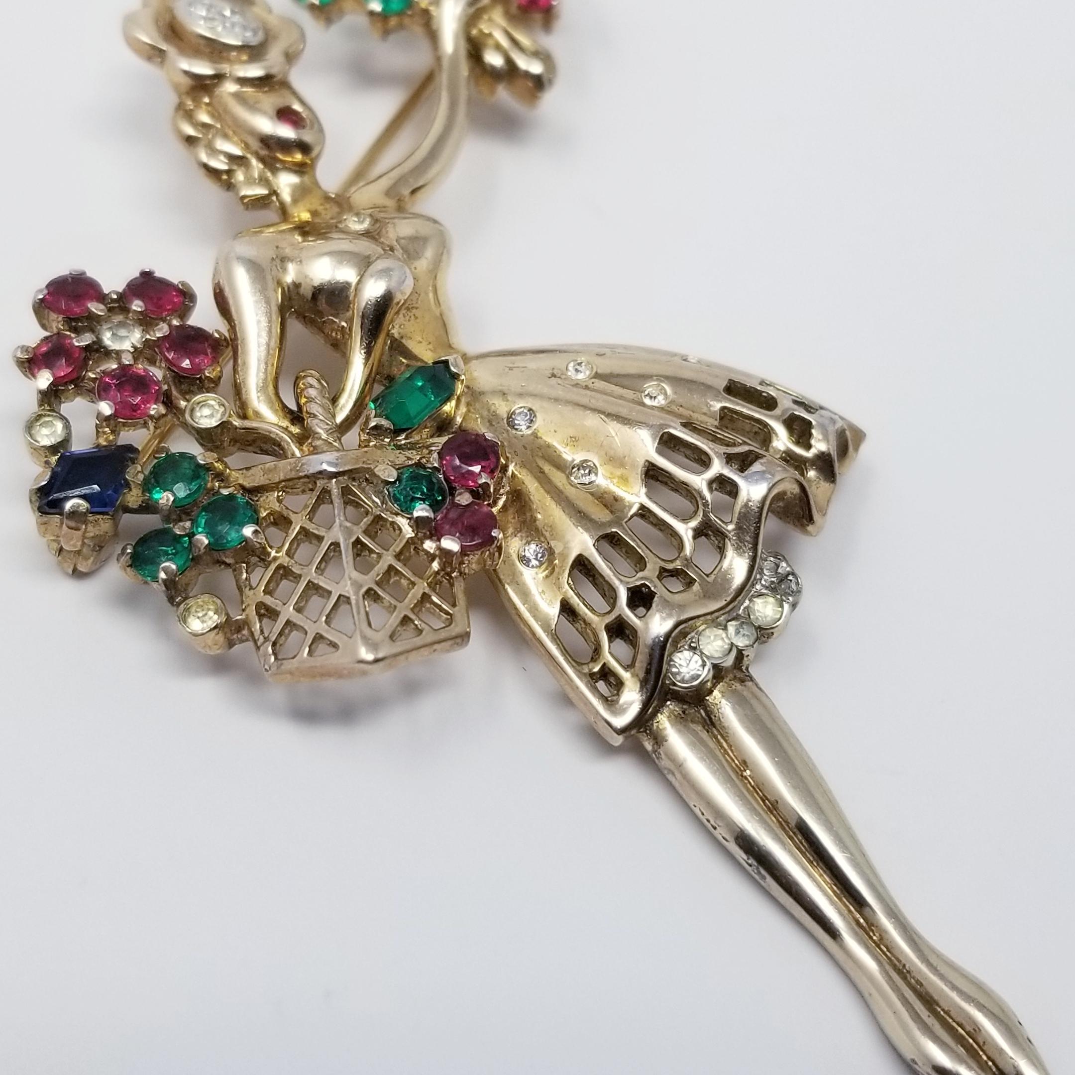 Trifari Crown 1947 Blumenmädchen Sterling Silber Brosche Pin mit Kristallen in Gold (Retro)