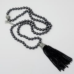 Oscar De La Renta Collana con perle metalliche scure e cristalli neri e trasparenti