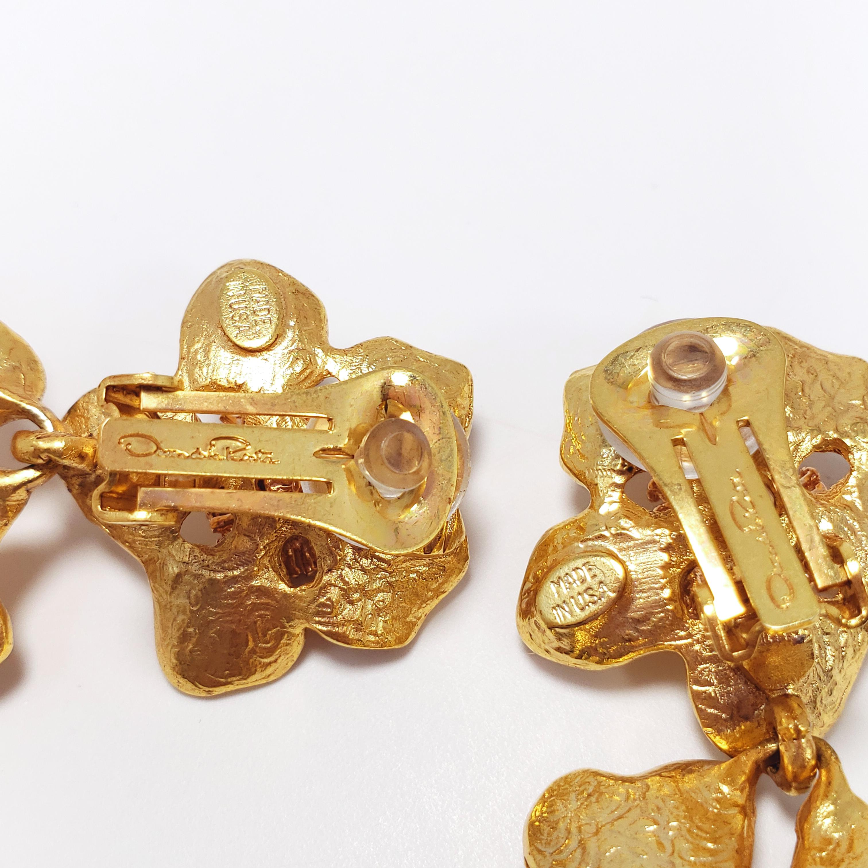 Oscar de la Renta Yellow Gold Bold Dangling Flower Drop Clip On Earrings 2