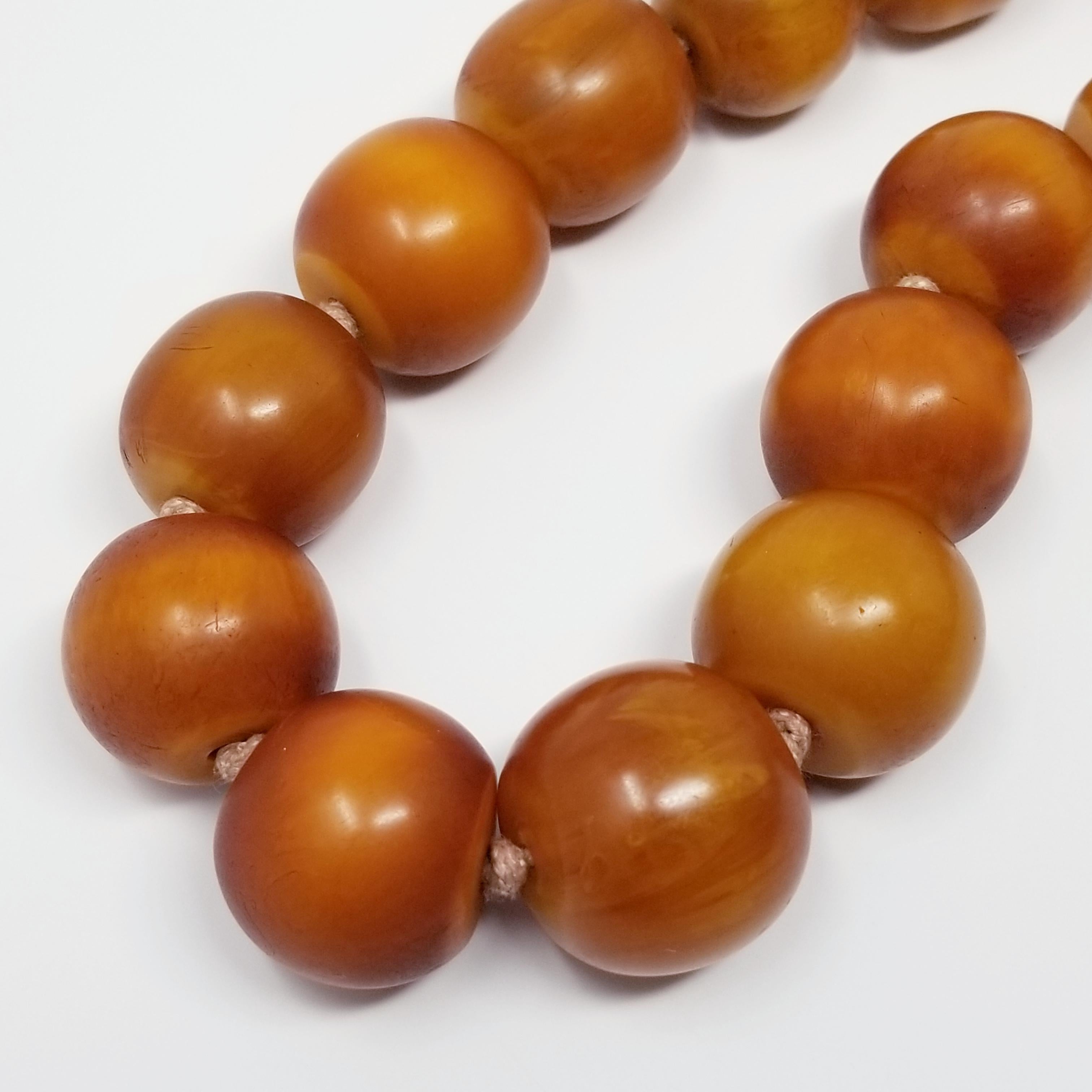 butterscotch bakelite necklace