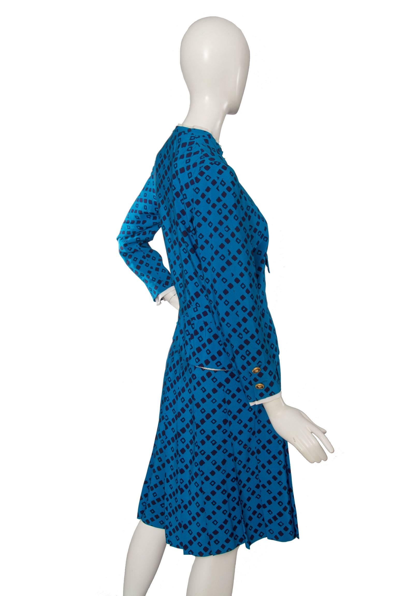 1960s Chanel Haute Couture Silk Skirt Suit In Good Condition In Copenhagen, DK