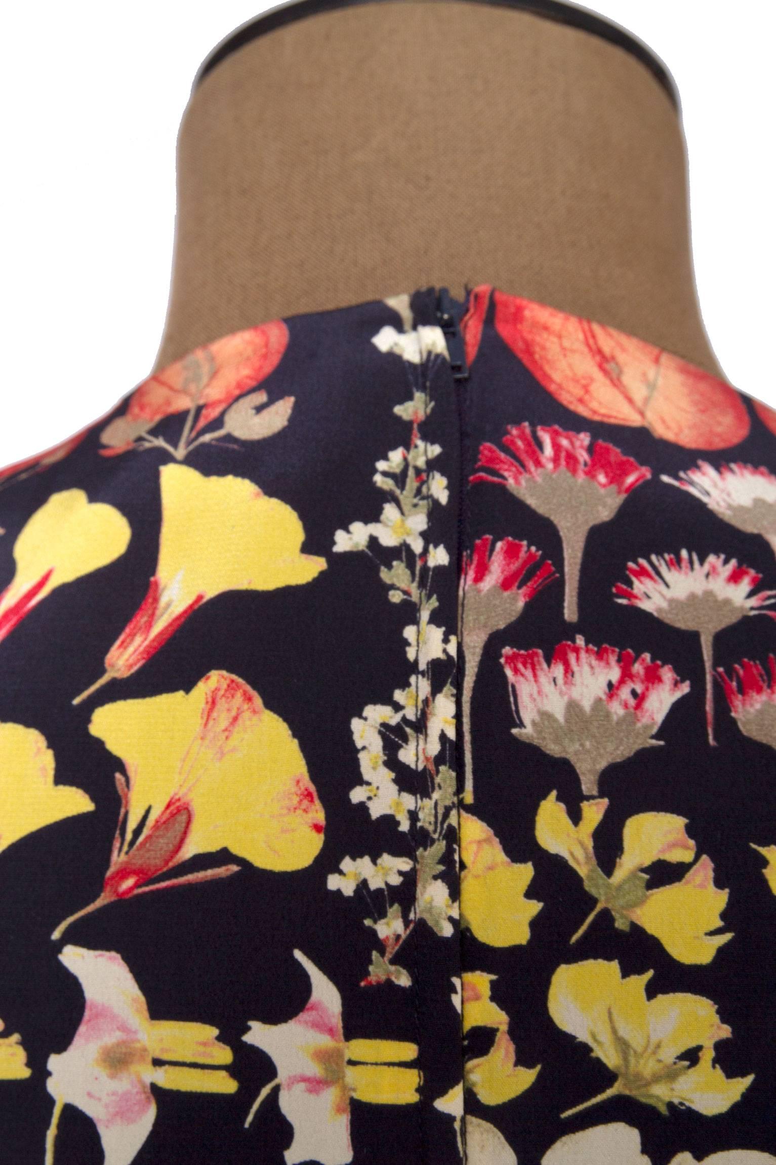 1980s Valentino Botique Fitted Floral Silk Day Dress 2