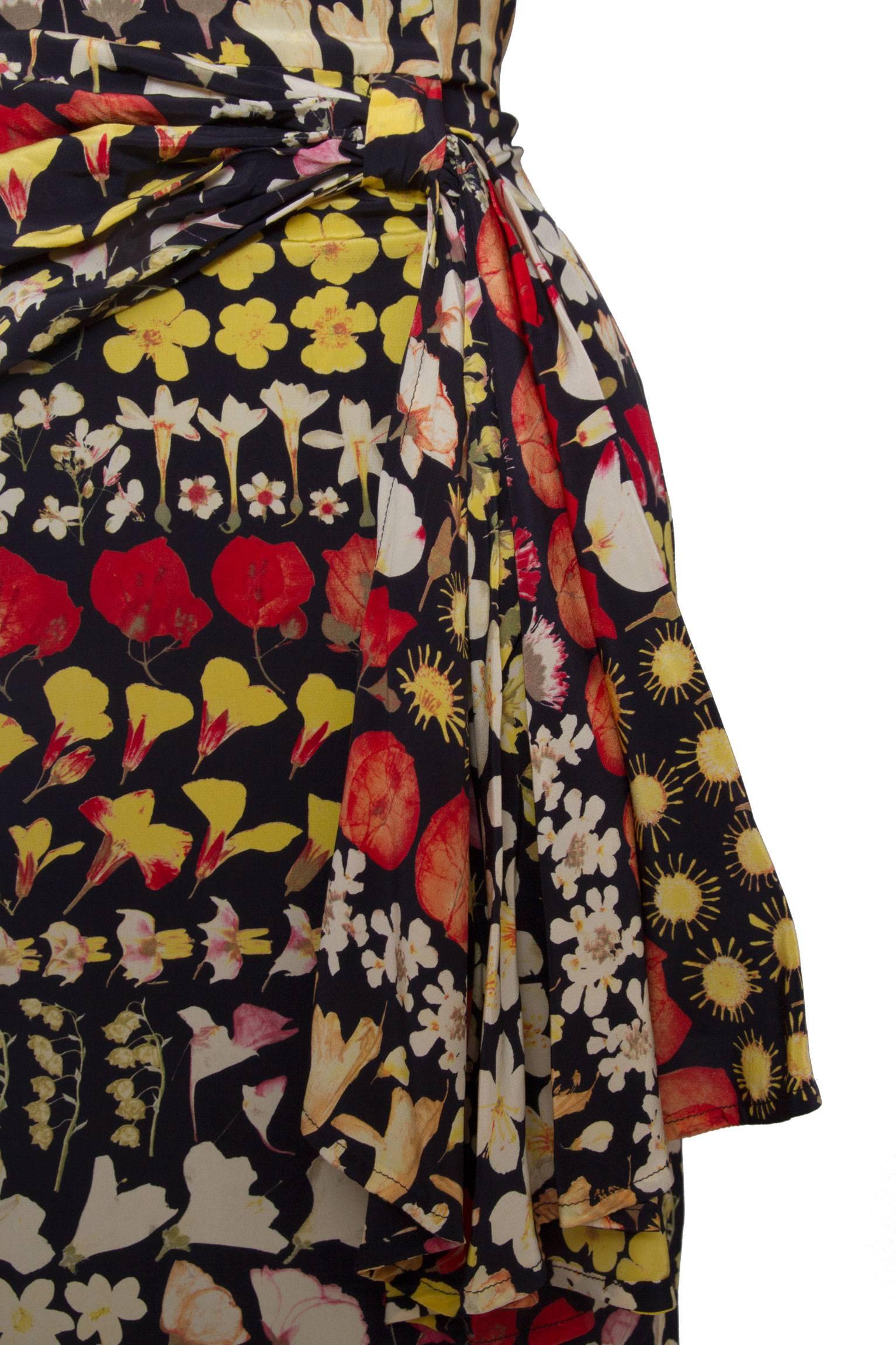 1980s Valentino Botique Fitted Floral Silk Day Dress 3