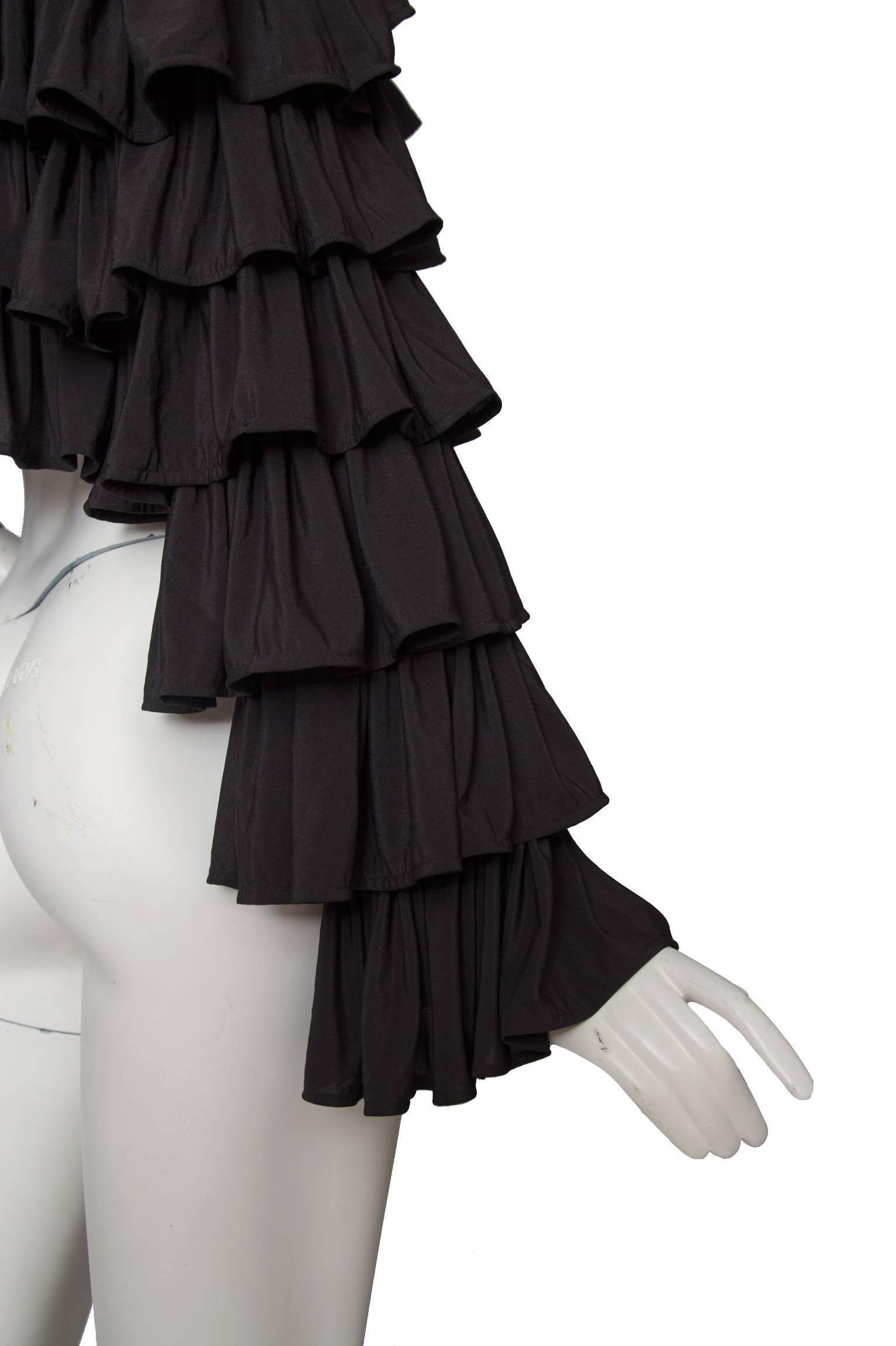 80s Black Norma Kamali Bolero Ruffle Jacket In Good Condition In Copenhagen, DK