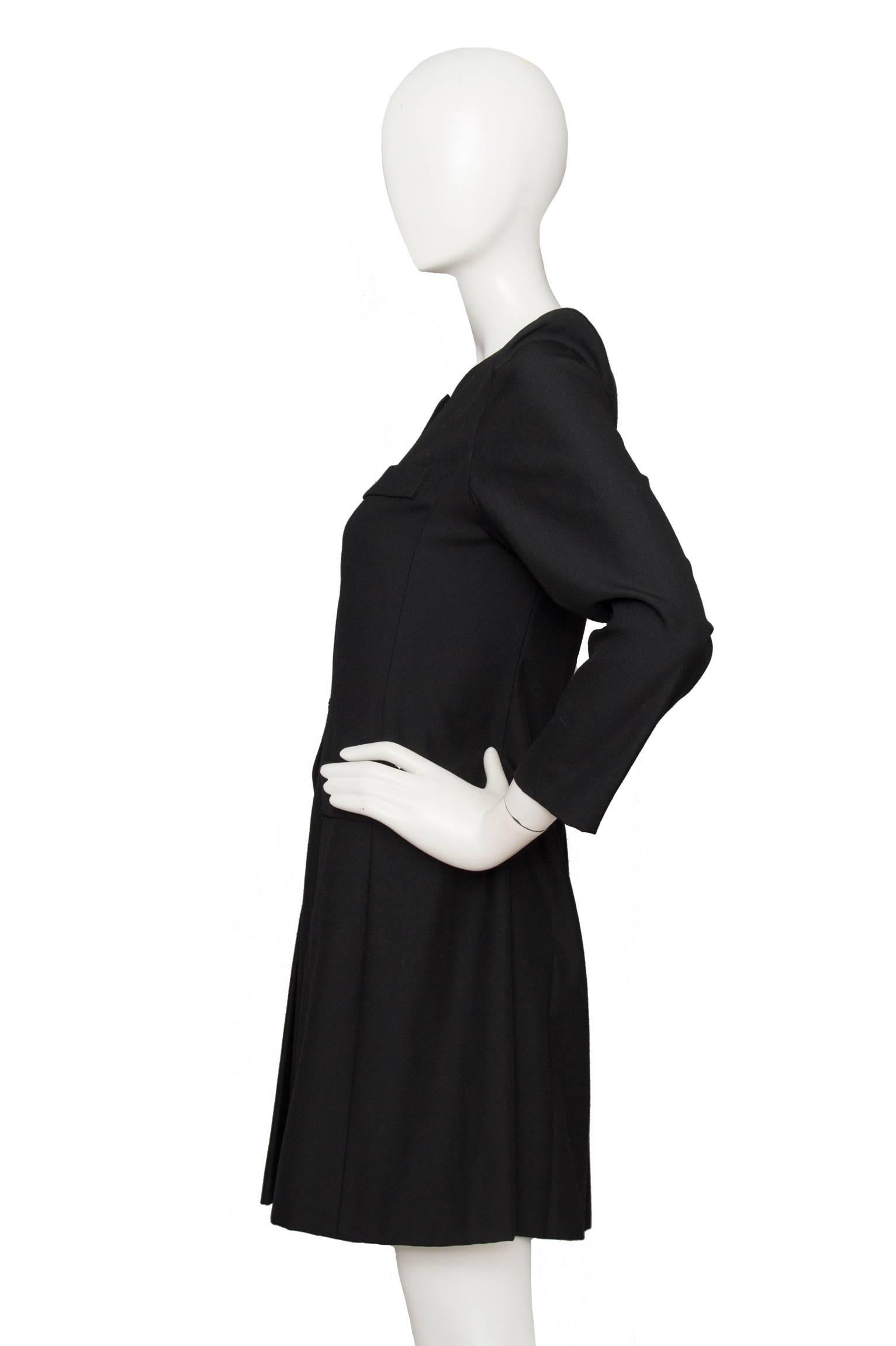  Black Yves Saint Laurent Wool Dress In Good Condition For Sale In Copenhagen, DK