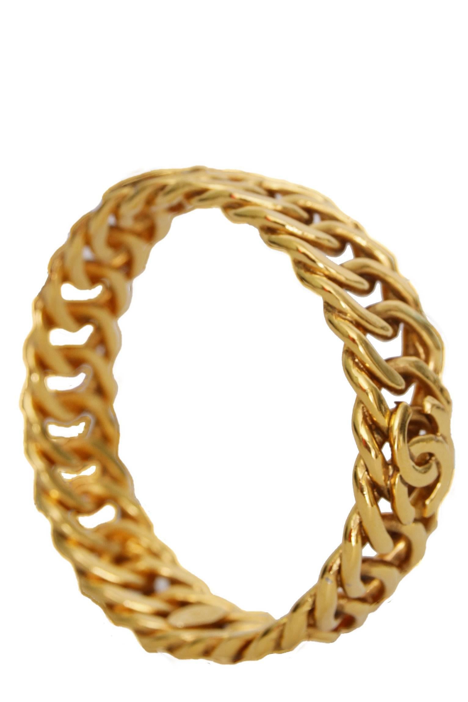 Chanel Gold-tone Chain Bracelet, 1990s  In Good Condition For Sale In Copenhagen, DK