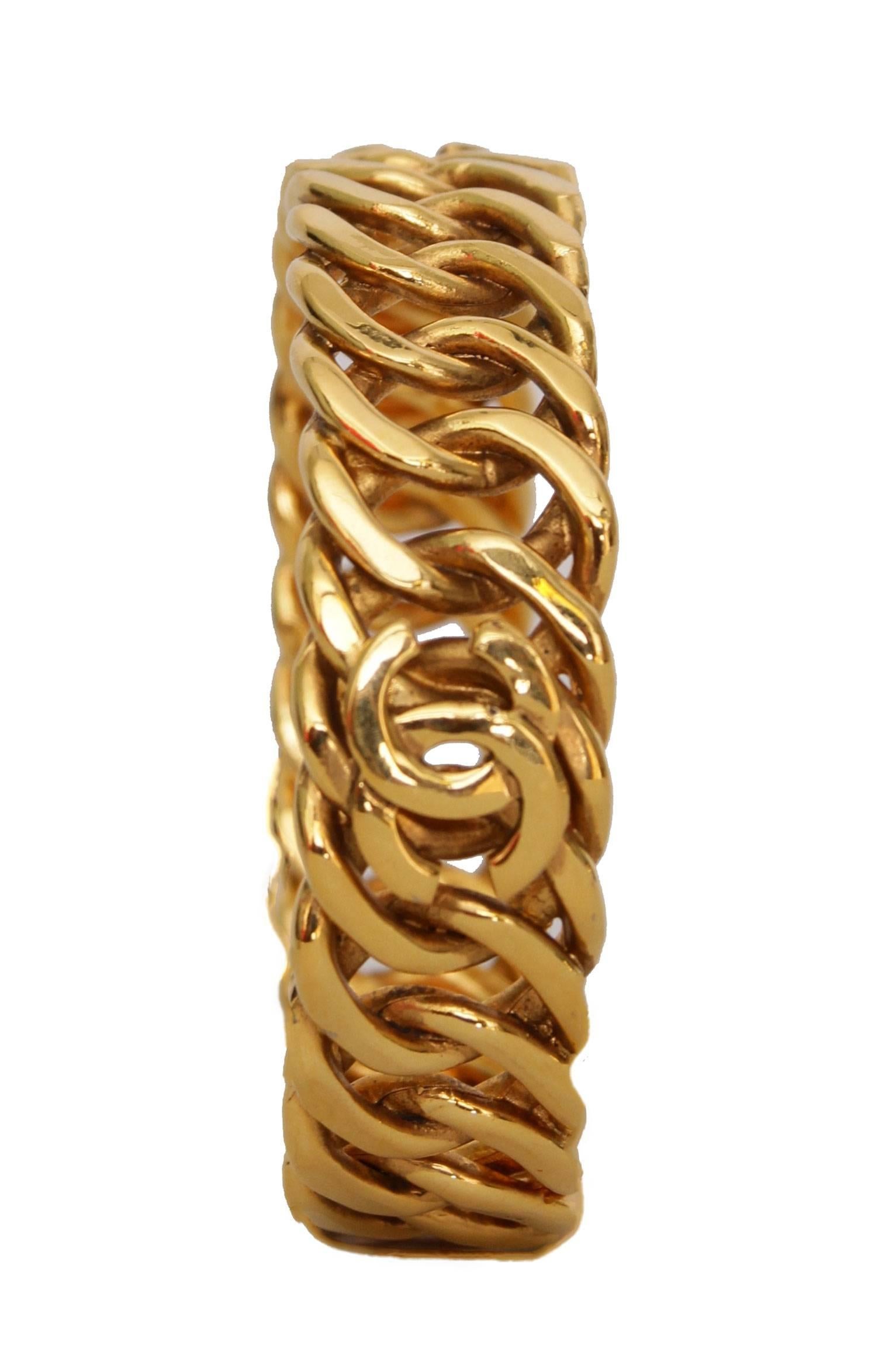 Chanel Gold-tone Chain Bracelet, 1990s  For Sale 1