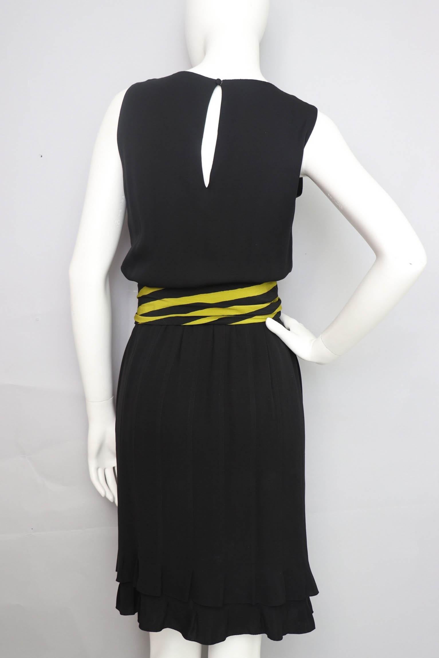 A vintage S/S 1981  Little Black Christian Dior Haute Couture Dress In Excellent Condition For Sale In Copenhagen, DK