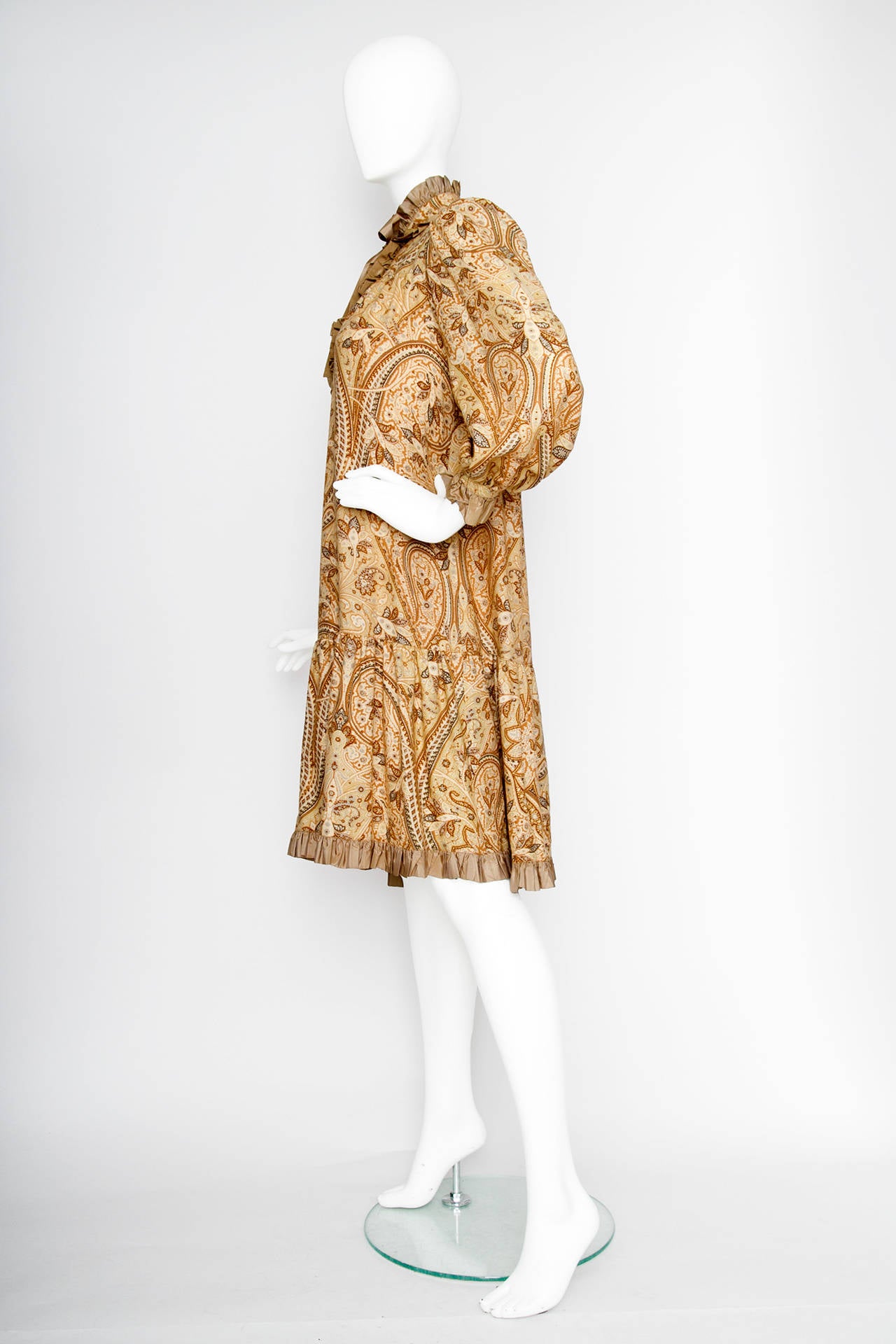 1970s Yves Saint Laurent Paisly Dress w Quilted Cotton Jacket S In Excellent Condition In Copenhagen, DK