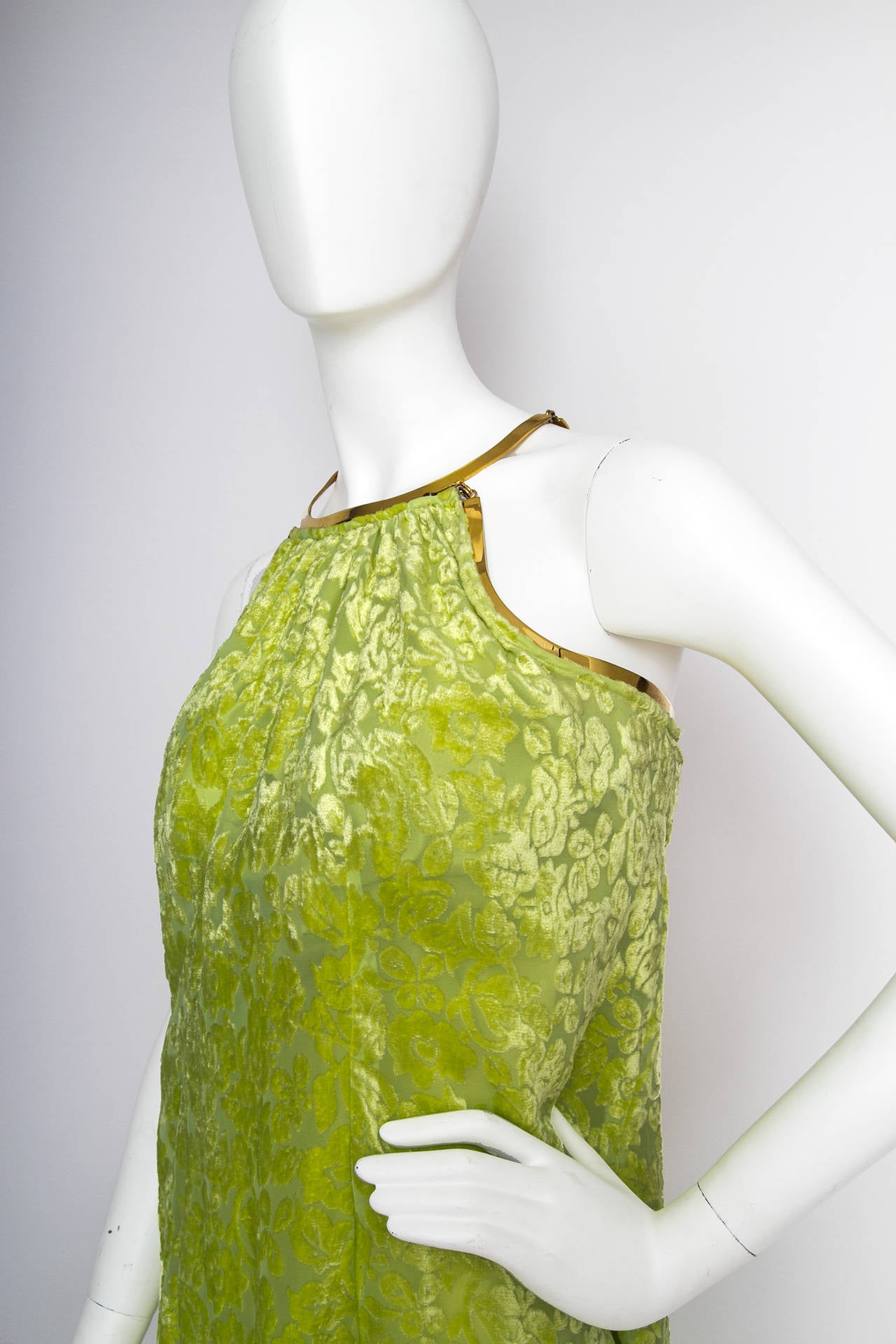 Stunning 1960s Green Burned Velvet Dress W Gold Hardware For Sale 1