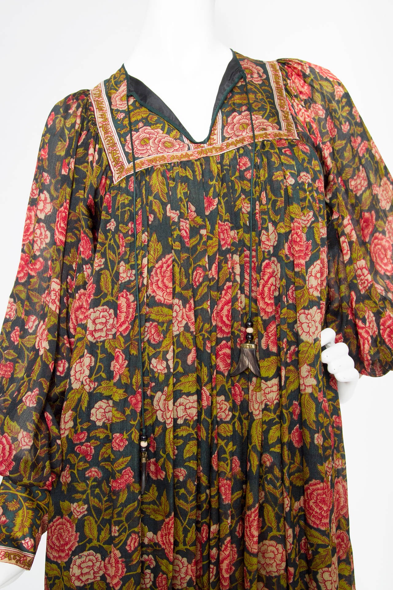 Incredible 1970s Silk Kaftan 1