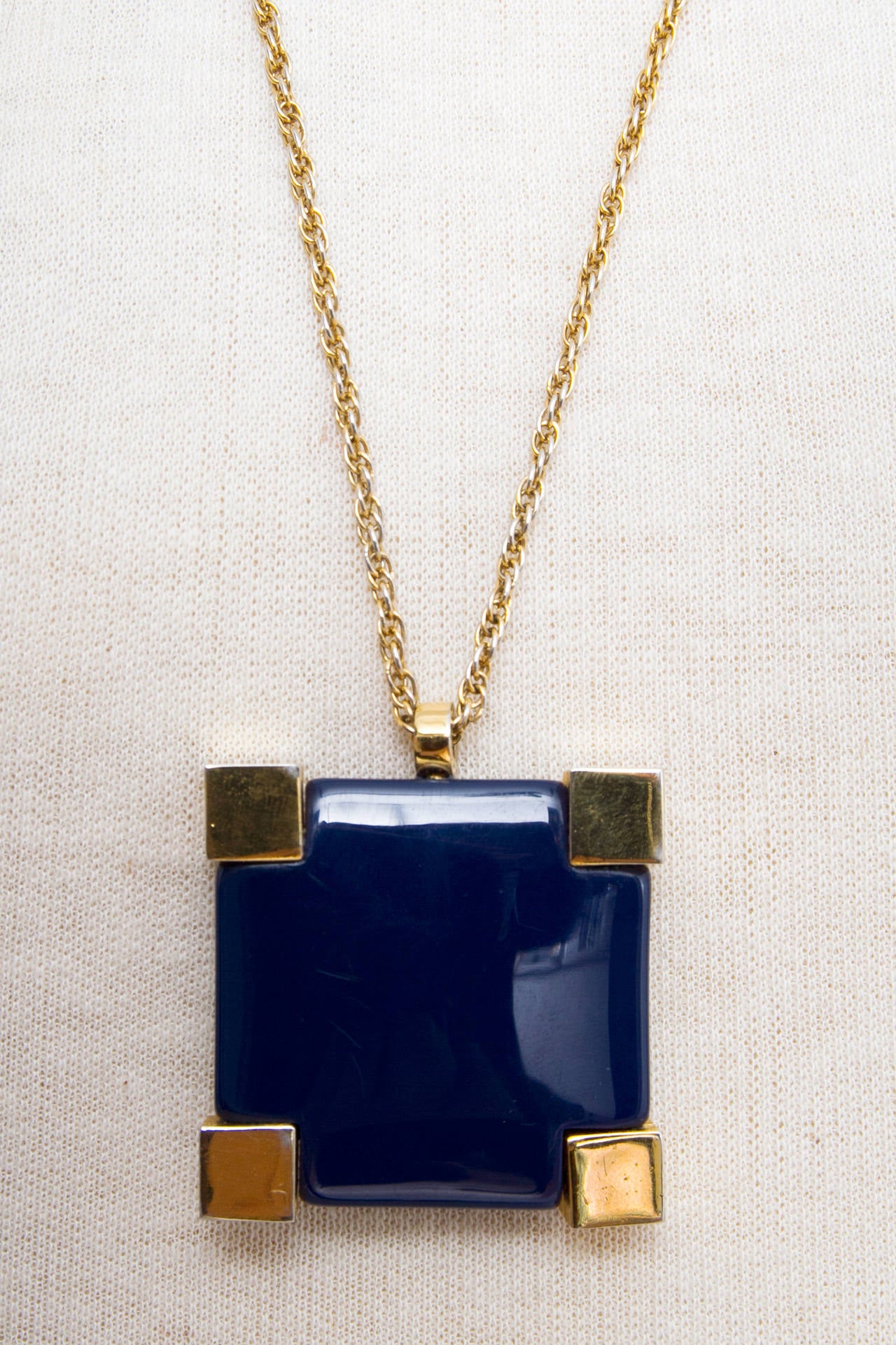 1970s Givenchy Resin Pendant Necklace 2