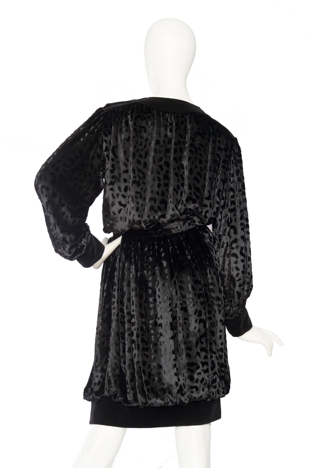 Women's 80s Yves Saint Laurent Rive gauche Black Silk Velvet Ensemble For Sale