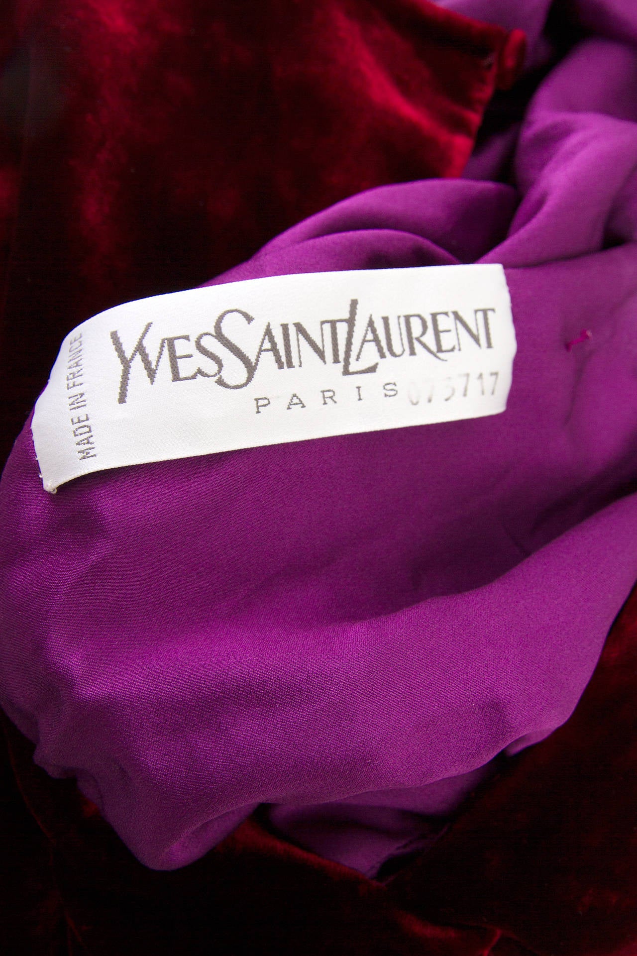 Stunnung Late 1970s Yves Saint Laurent Silk Velvet Haute Couture Dress For Sale 4