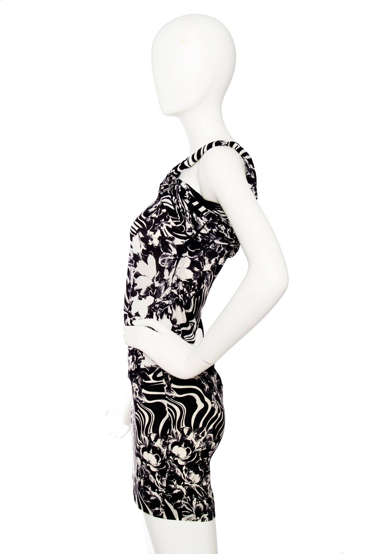 Gray 1980s Gianni Versace Monochrome Silk Dress For Sale