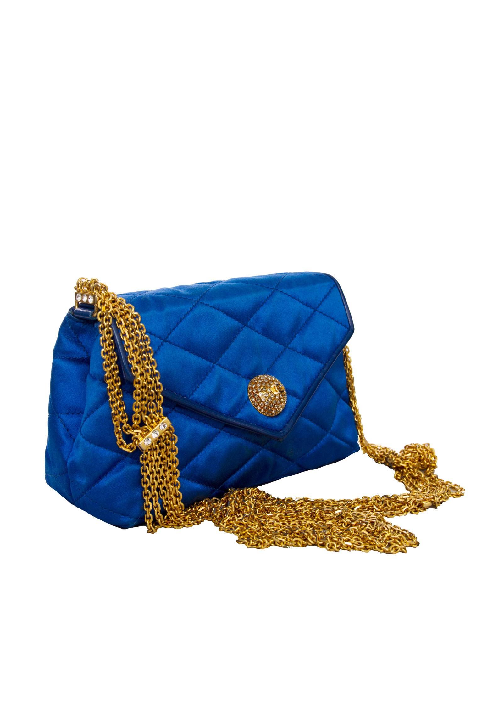 1980s Glamorous Chanel Quilted Blue Satin Evening Bag  In Good Condition In Copenhagen, DK