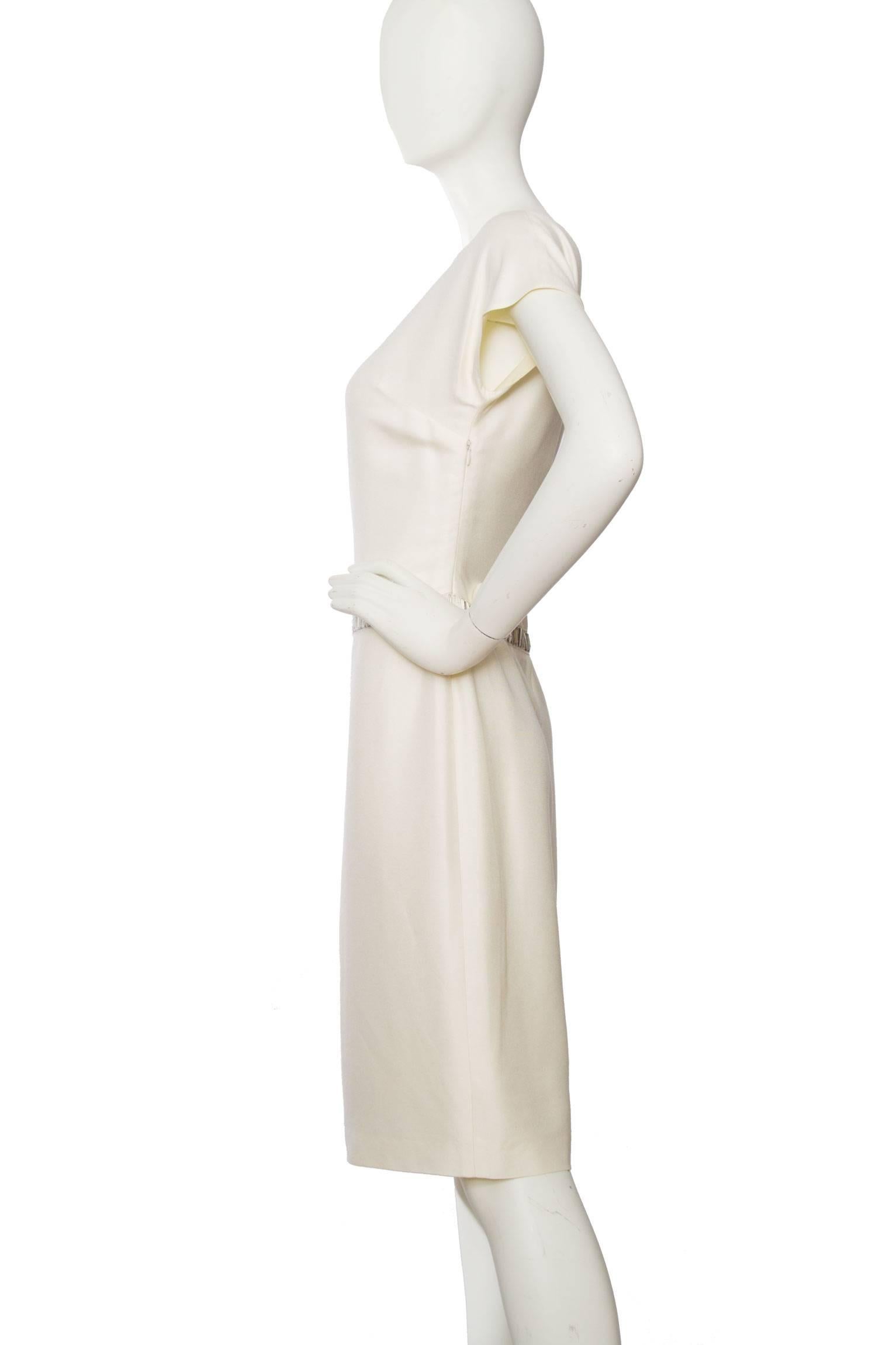 1980s Off-White Beaded Valentino Silk Dress In Good Condition For Sale In Copenhagen, DK