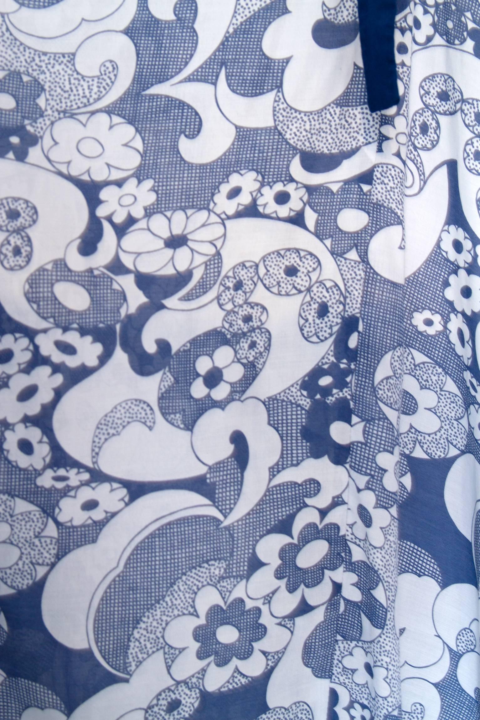 1970s Jean Varon Blue Cotton Dress For Sale 4