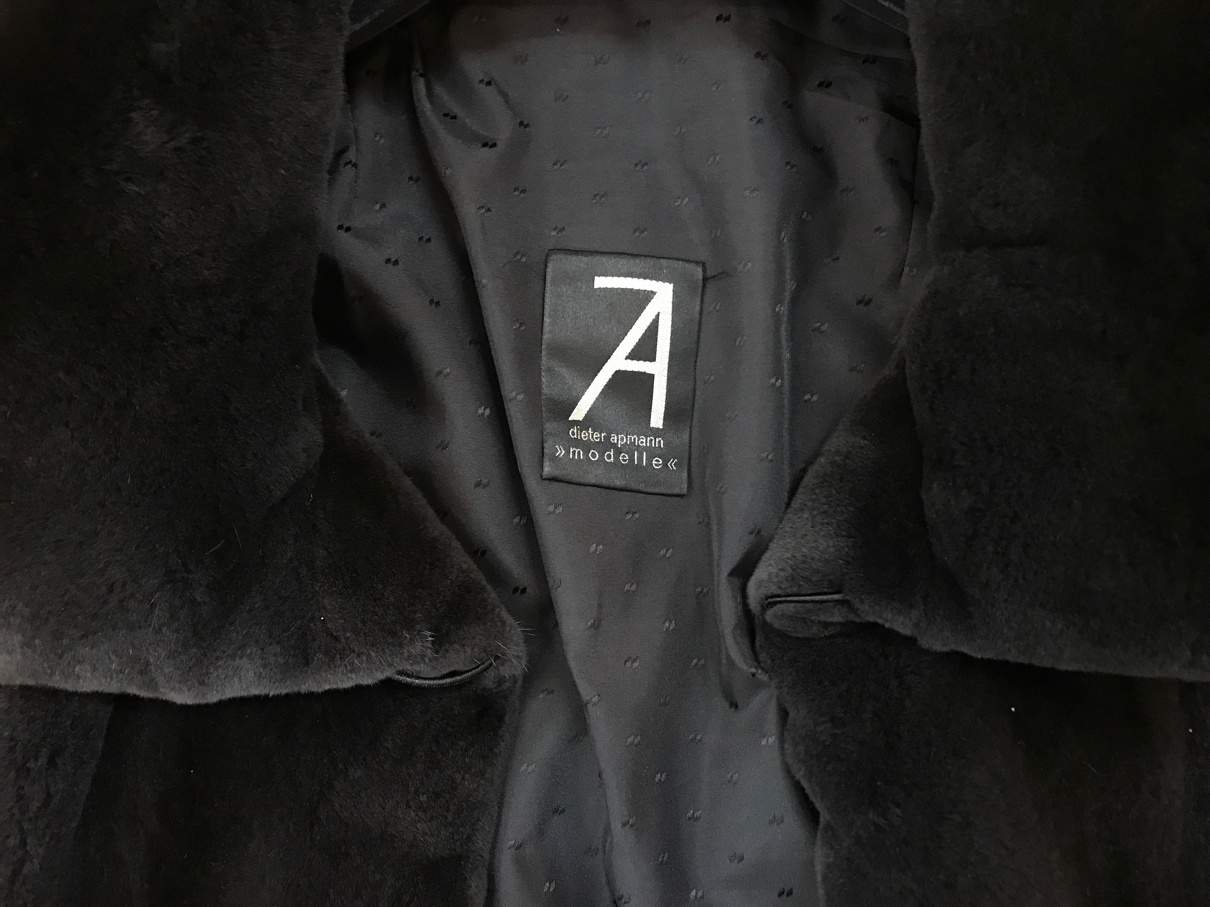 Noble sheared velvet mink fur by Dieter Apmann 3/4 coat jacket. Black/dark gray. For Sale 2