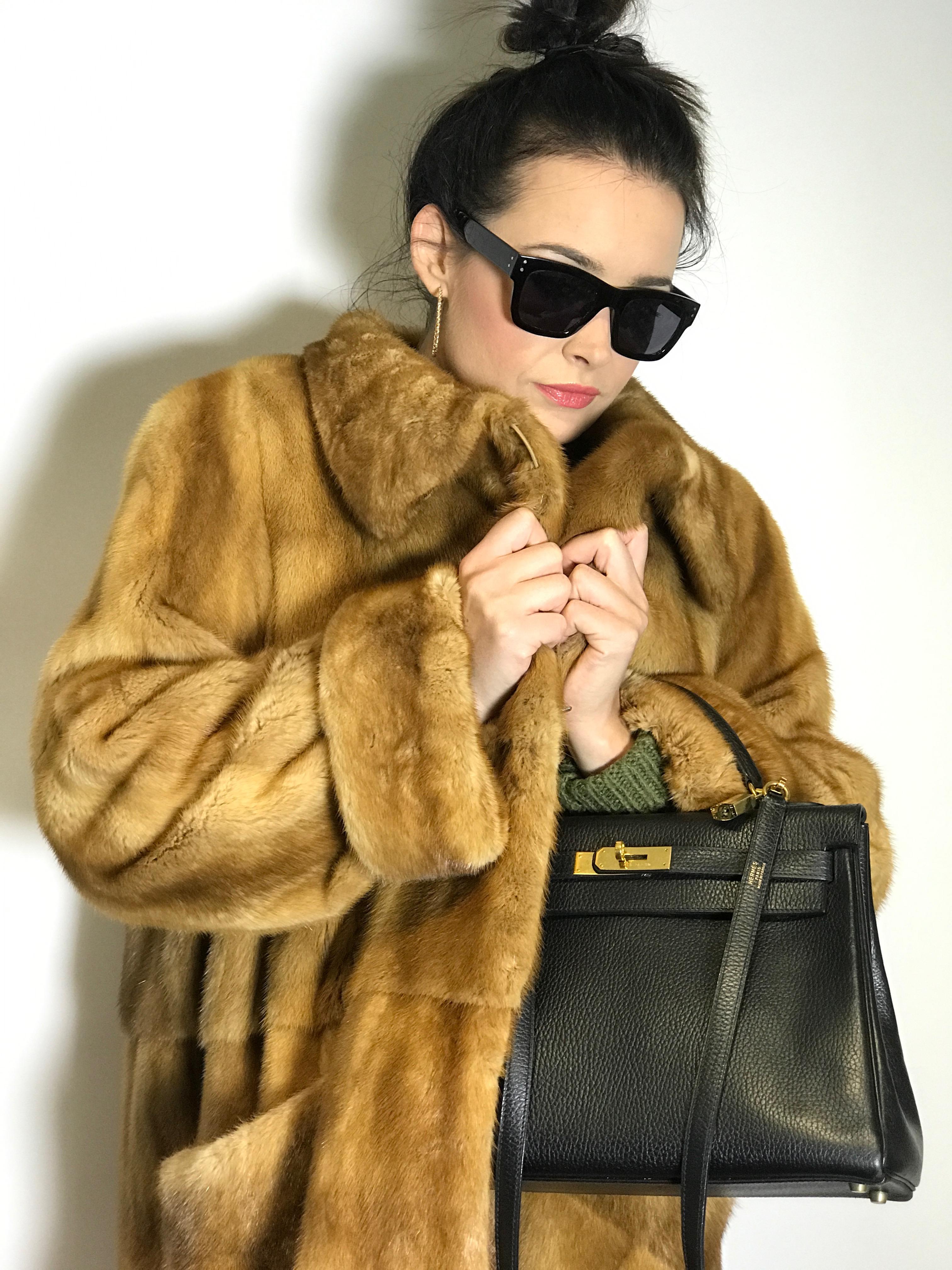  Saga mink silk fur 3/4 jacket / coat. Tan/beige. Gold mink. (9) For Sale 4