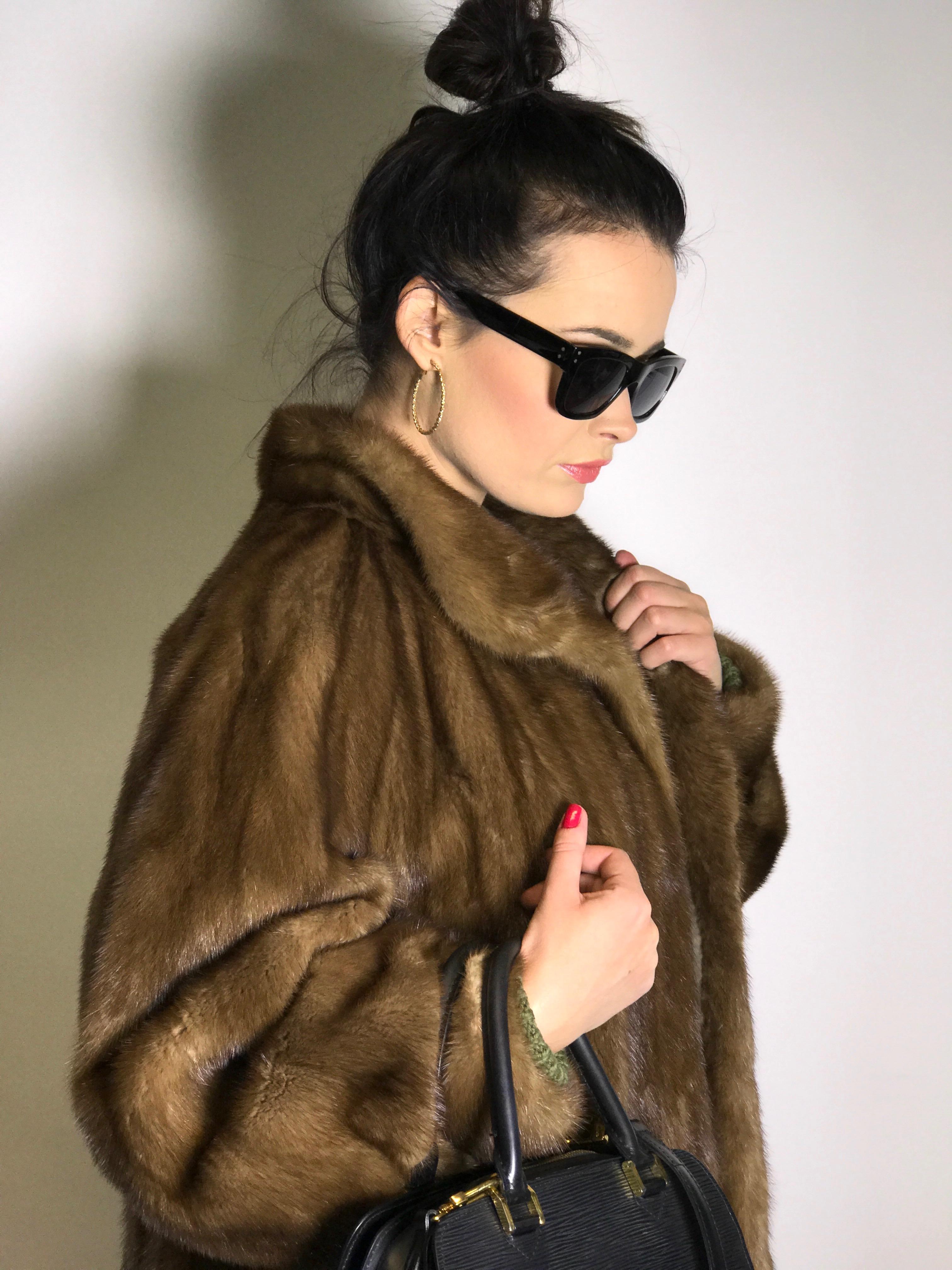 Long mink fur coat by EMBA, the american mink. Silk mink natural brown (16) For Sale 2