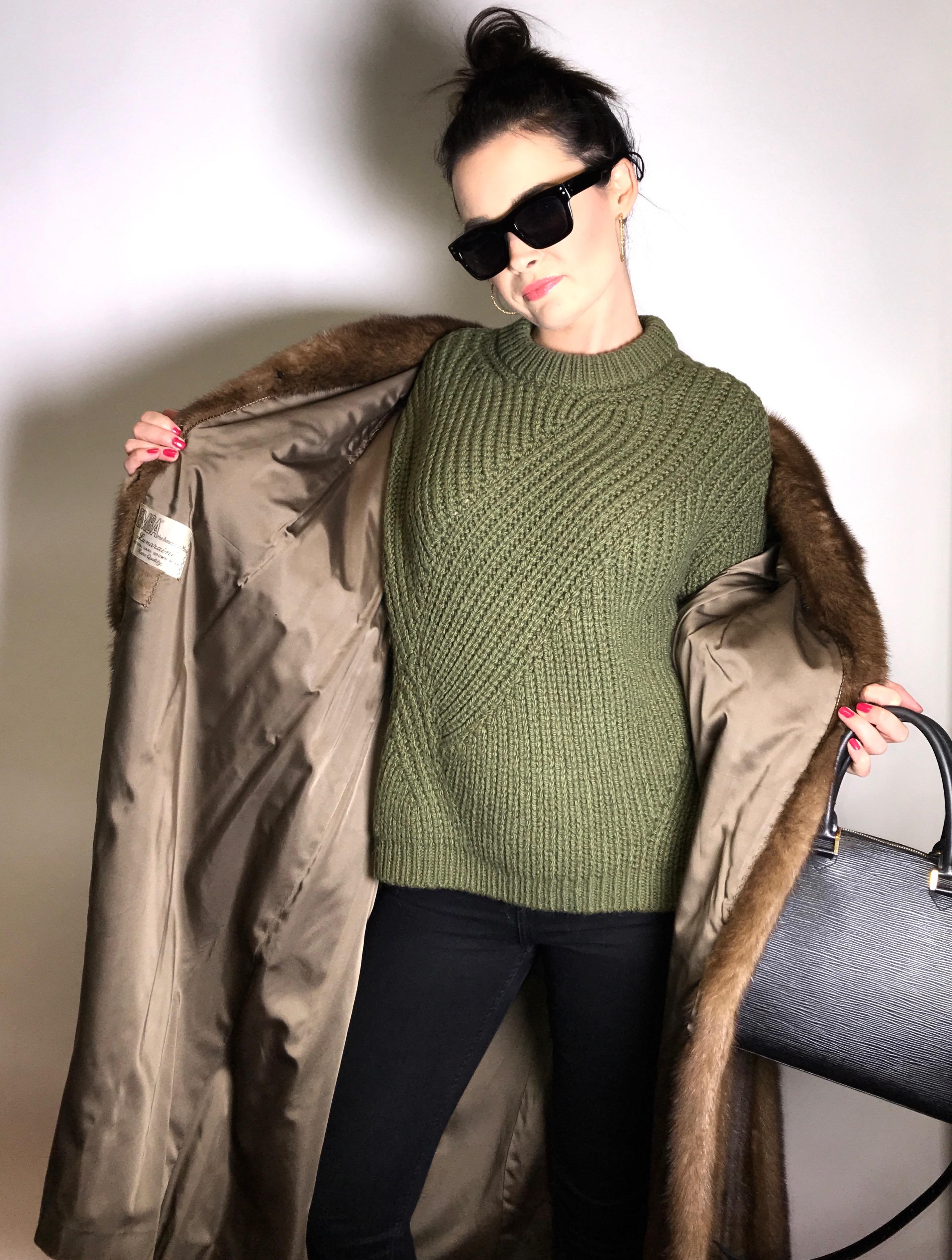 Long mink fur coat by EMBA, the american mink. Silk mink natural brown (16) For Sale 4