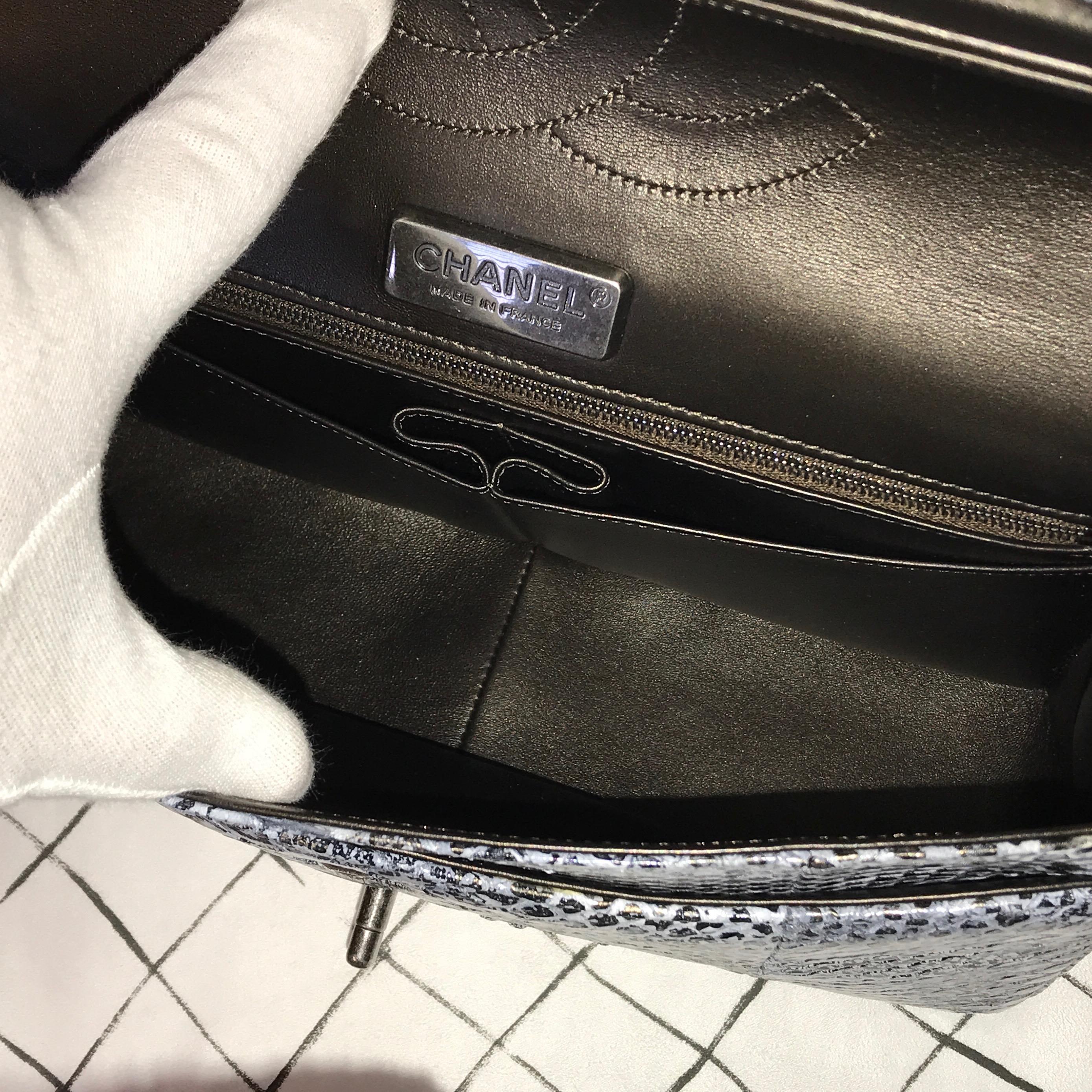 Limited CHANEL double flap bag Jumbo python leather shoulder bag 2016 For Sale 4