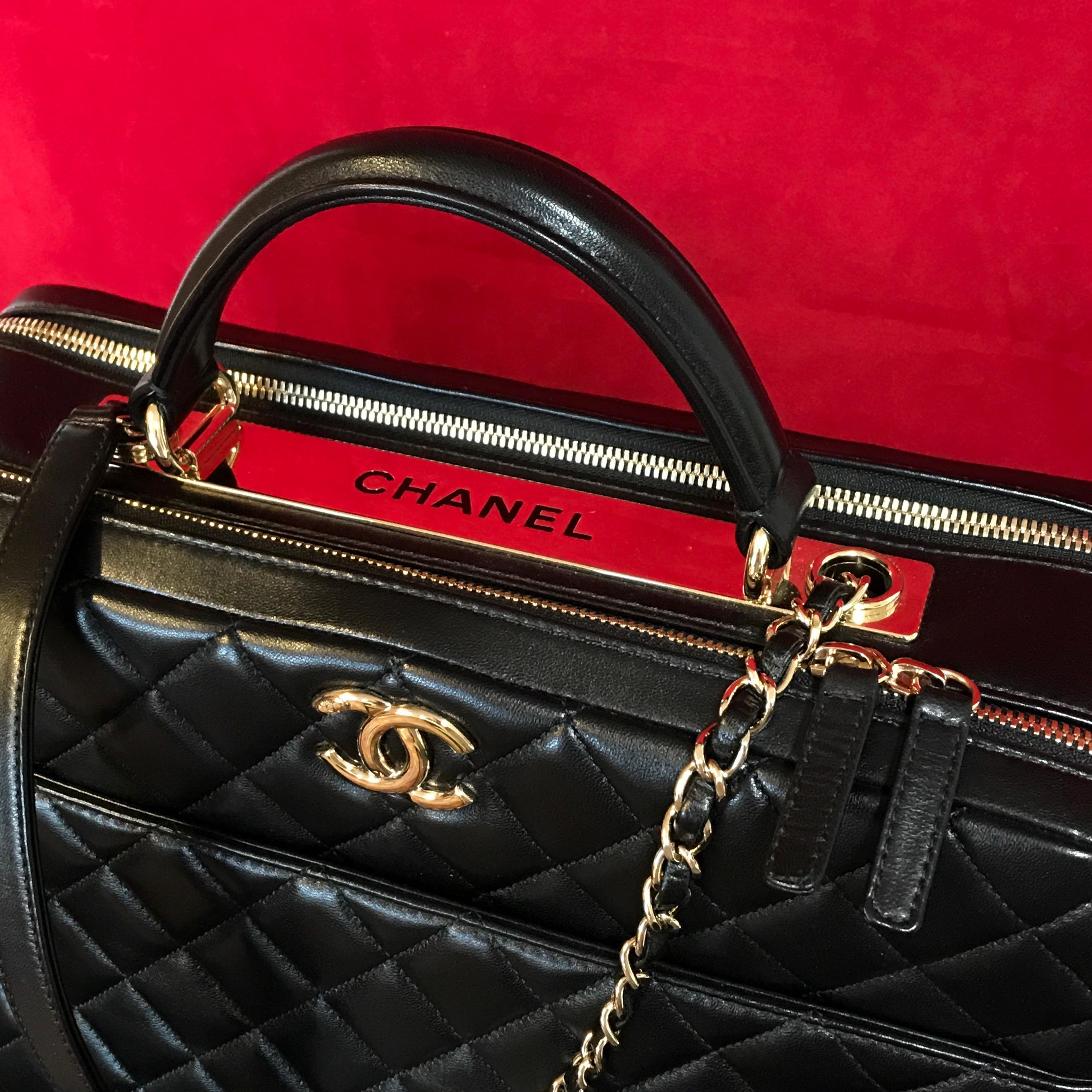 CHANEL CC bowling bag / shoulder bag black quilted lambskin 2016 In Good Condition For Sale In Berlin, DE