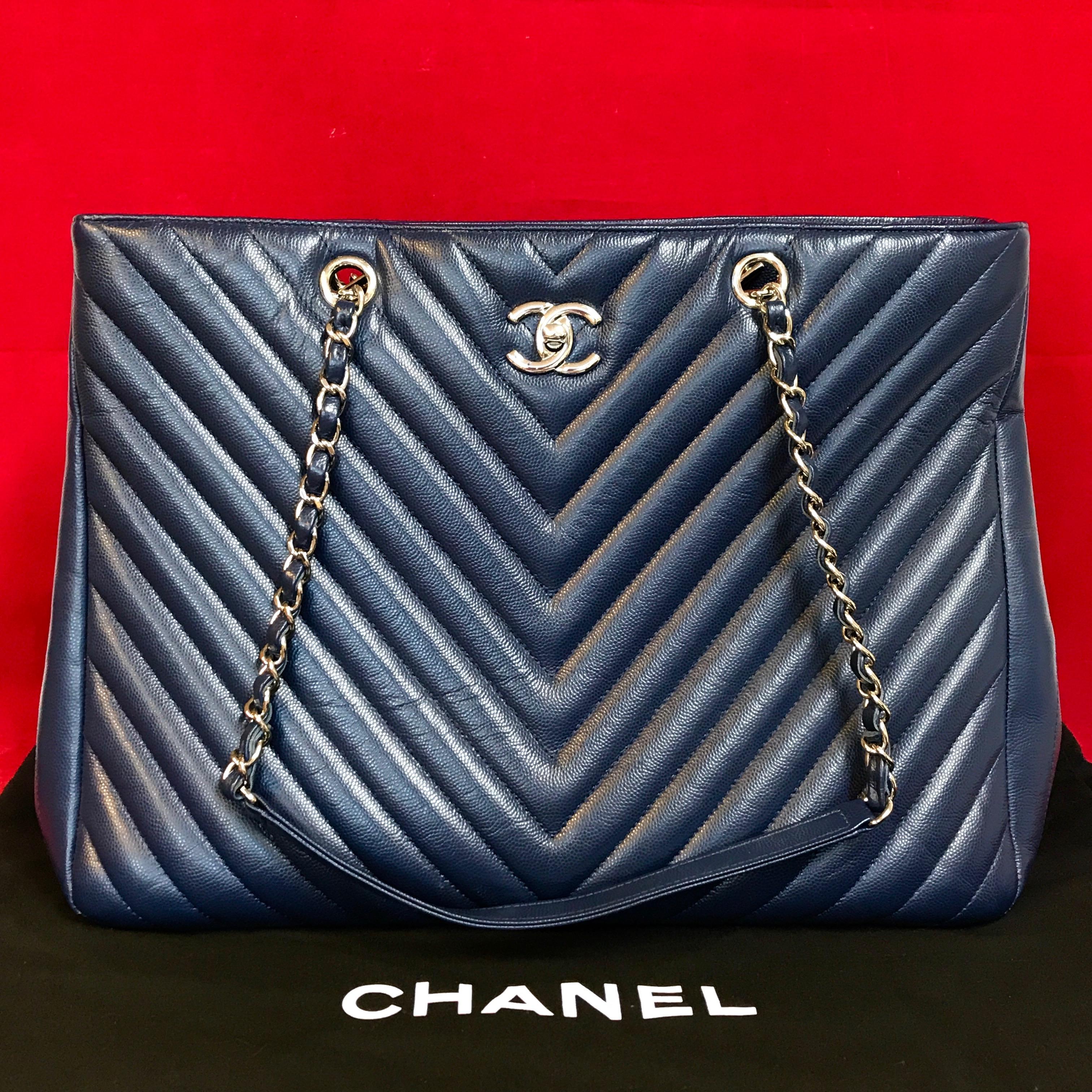 Black Large CHANEL CC Shopping Bag/Shopper chain chevron lambskin navy blue 2016 For Sale