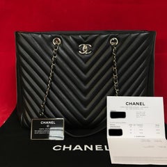 Large CHANEL CC Shopping Bag/Shopper chain chevron lambskin black 2016