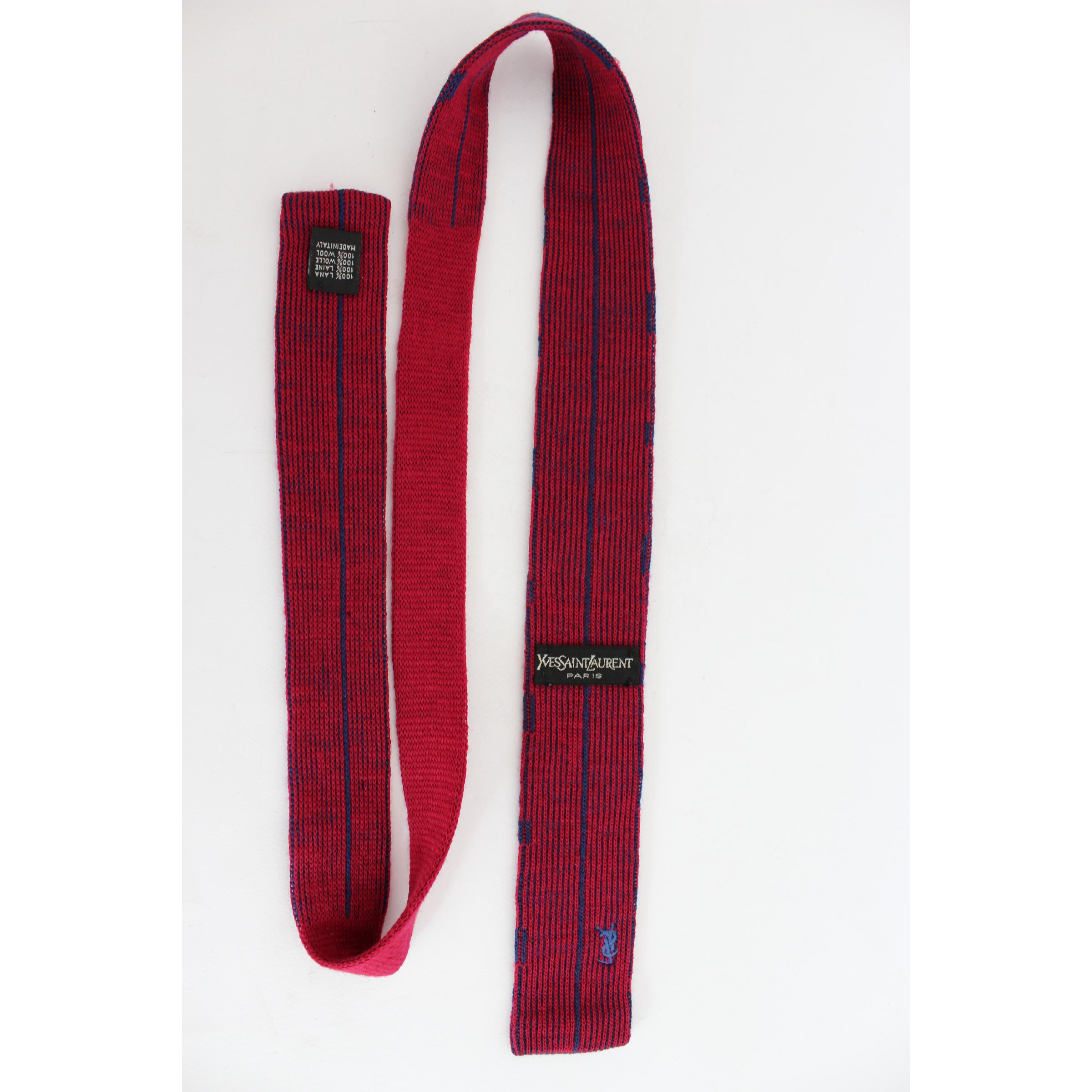 Yves Saint Laurent vintage tie, red and blue striped 100% wool. Excellent vintage conditions.

Length: 127 cm
Width: 5.5 cm