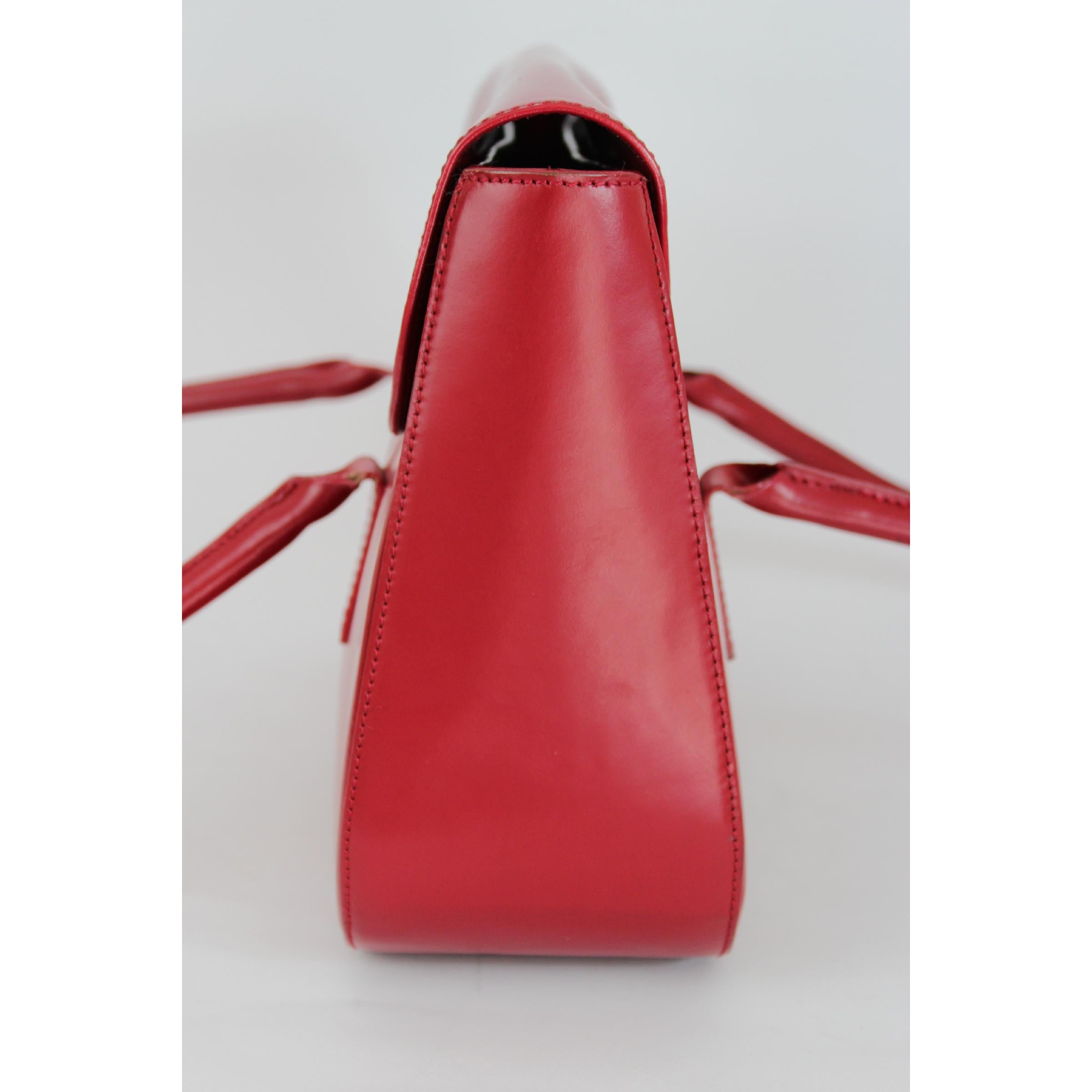 Women's Gianfranco Ferrè Shoulder Tote Bag Patient Leather Vintage Red, 1970s