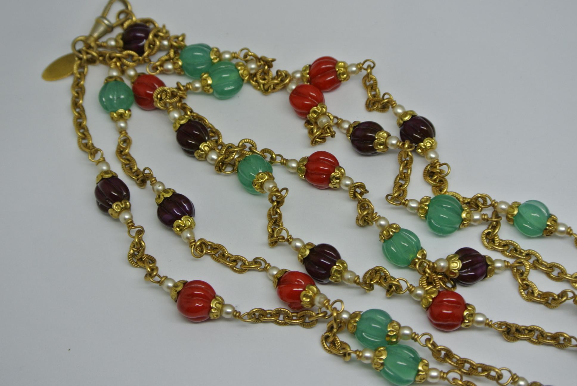 Chanel 1980s Red Green Melon-Cut Gripoix Poured Glass Long Chain Necklace In Excellent Condition For Sale In London, GB