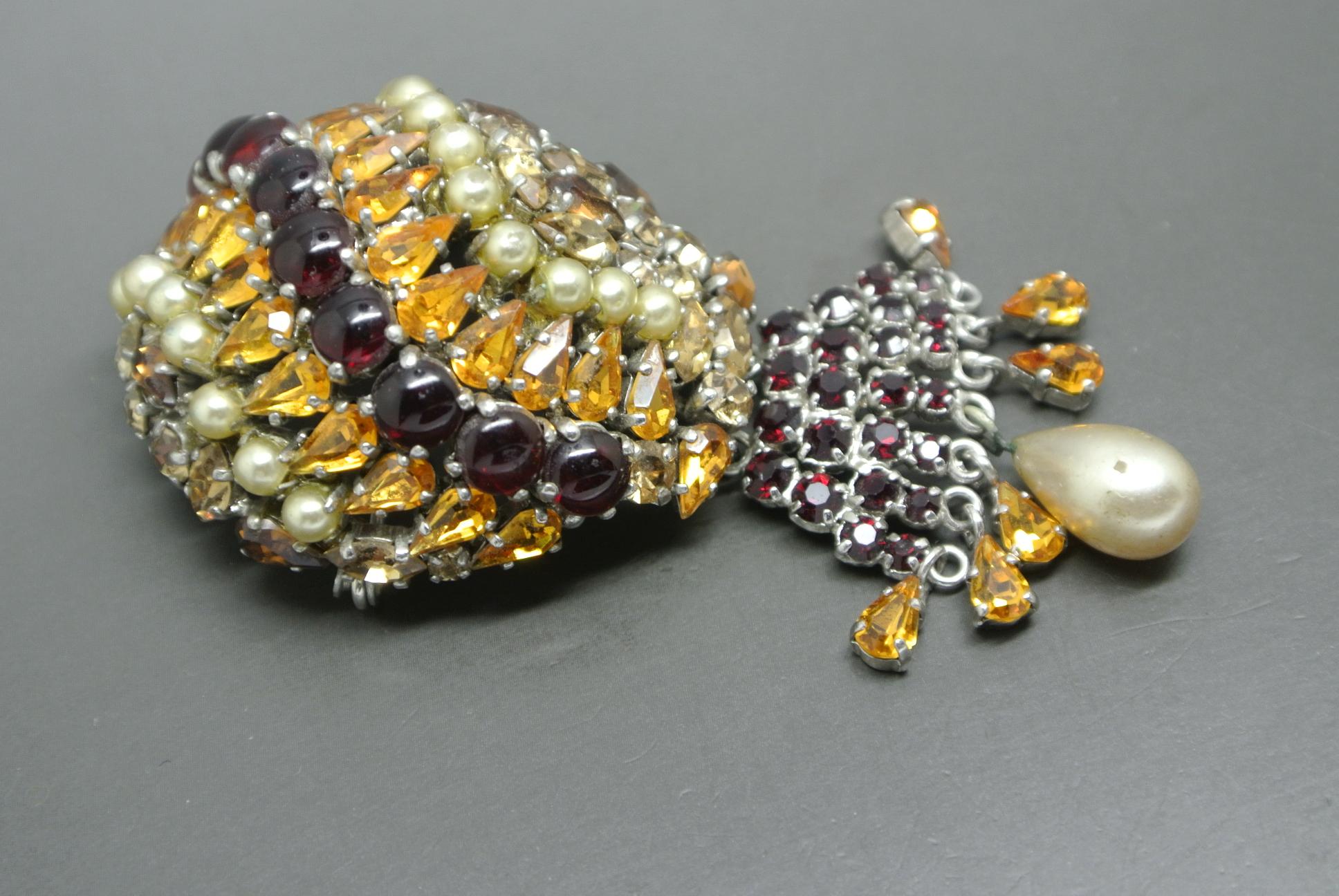 Christian Dior 1962 Red Citron Glass Faux Pearl Drops Balloon Brooch In Fair Condition In London, GB